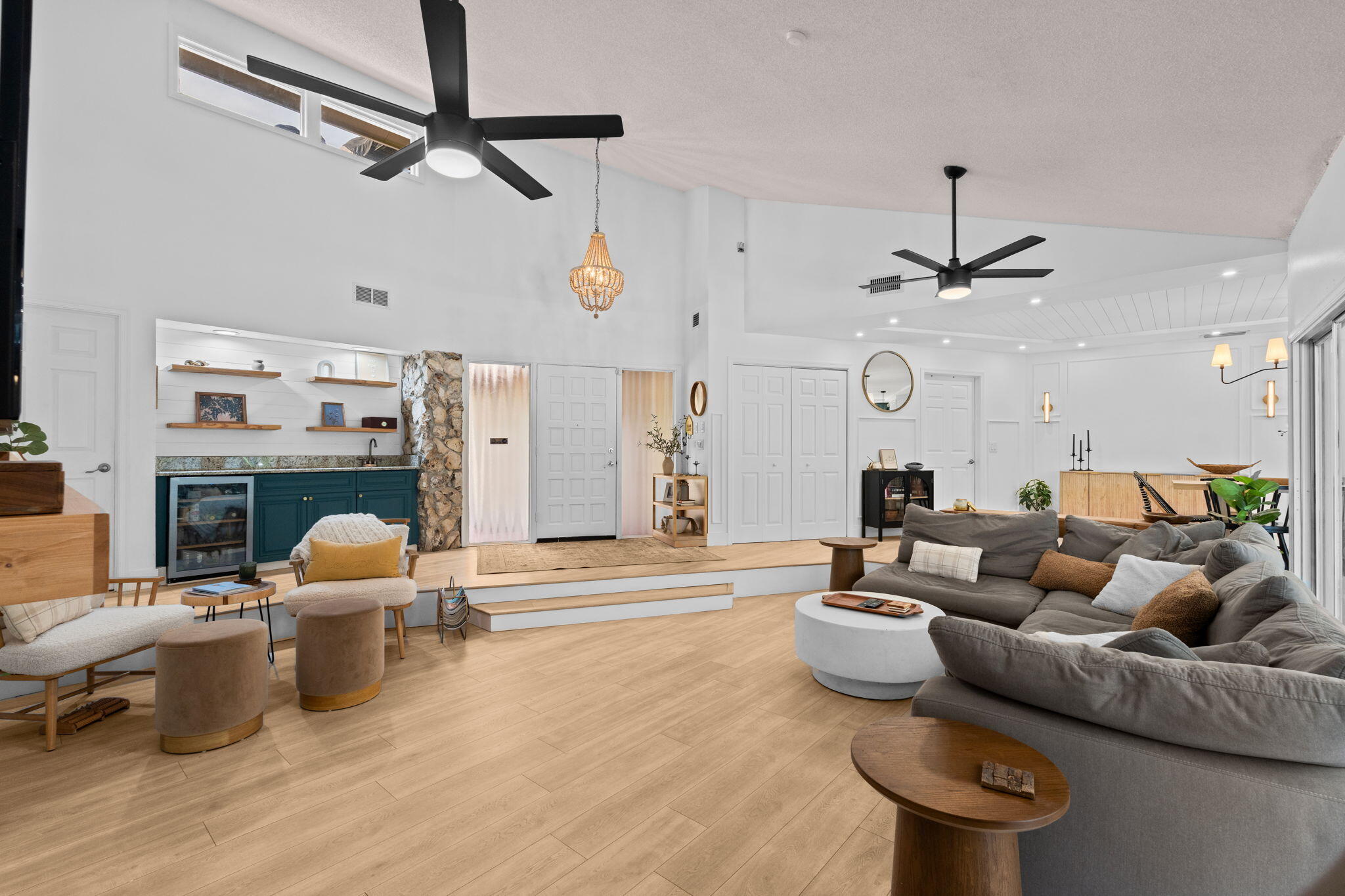 PGA RESORT COMMUNITY 4 - Residential Lease