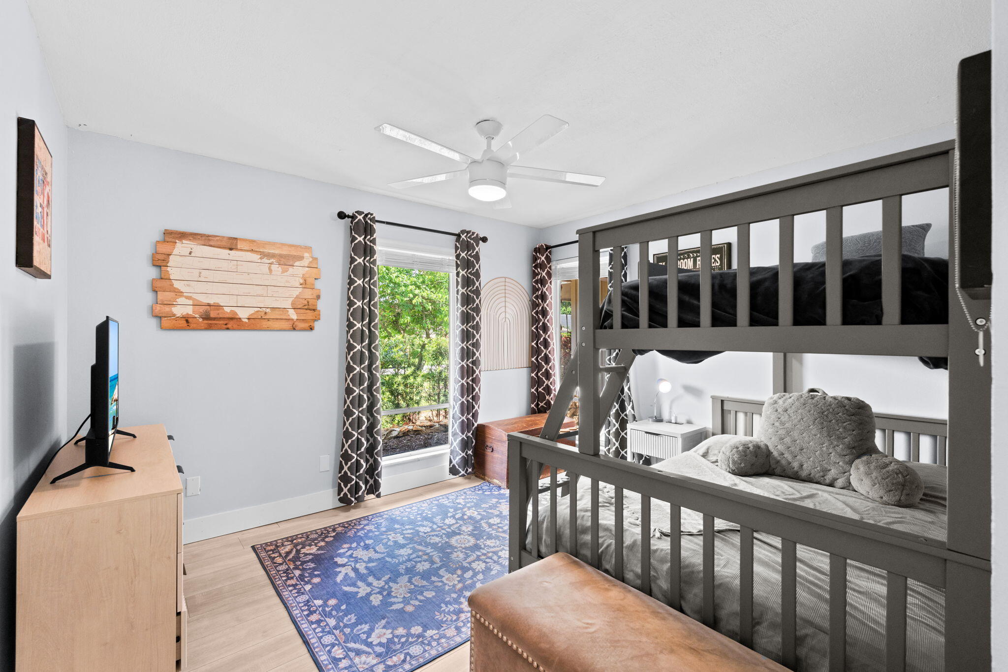 PGA RESORT COMMUNITY 4 - Residential Lease