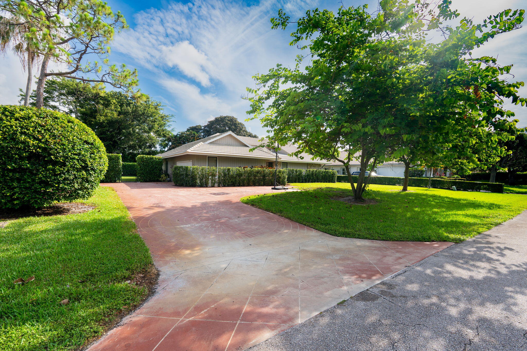 PGA RESORT COMMUNITY 4 - Residential Lease