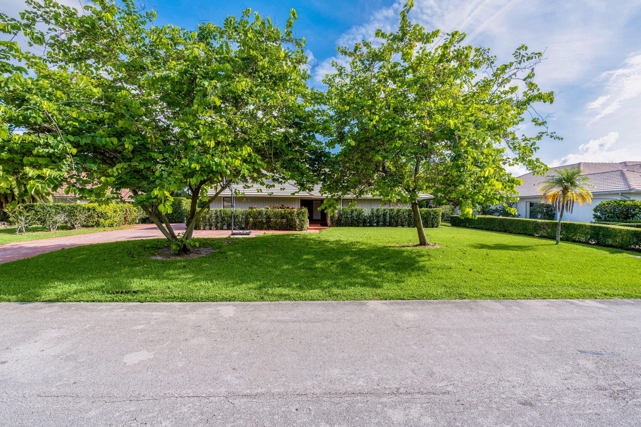 PGA RESORT COMMUNITY 4 - Residential Lease