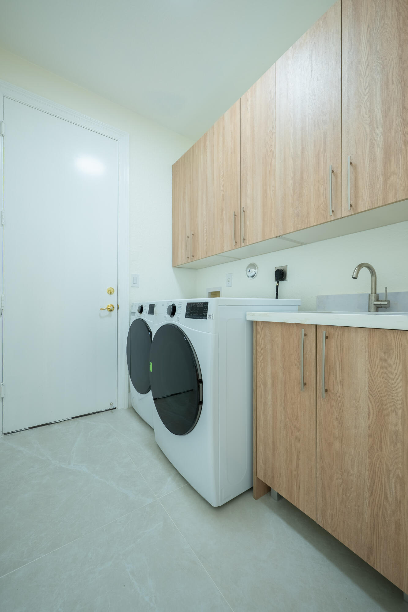 CAPELLA 1 - Residential