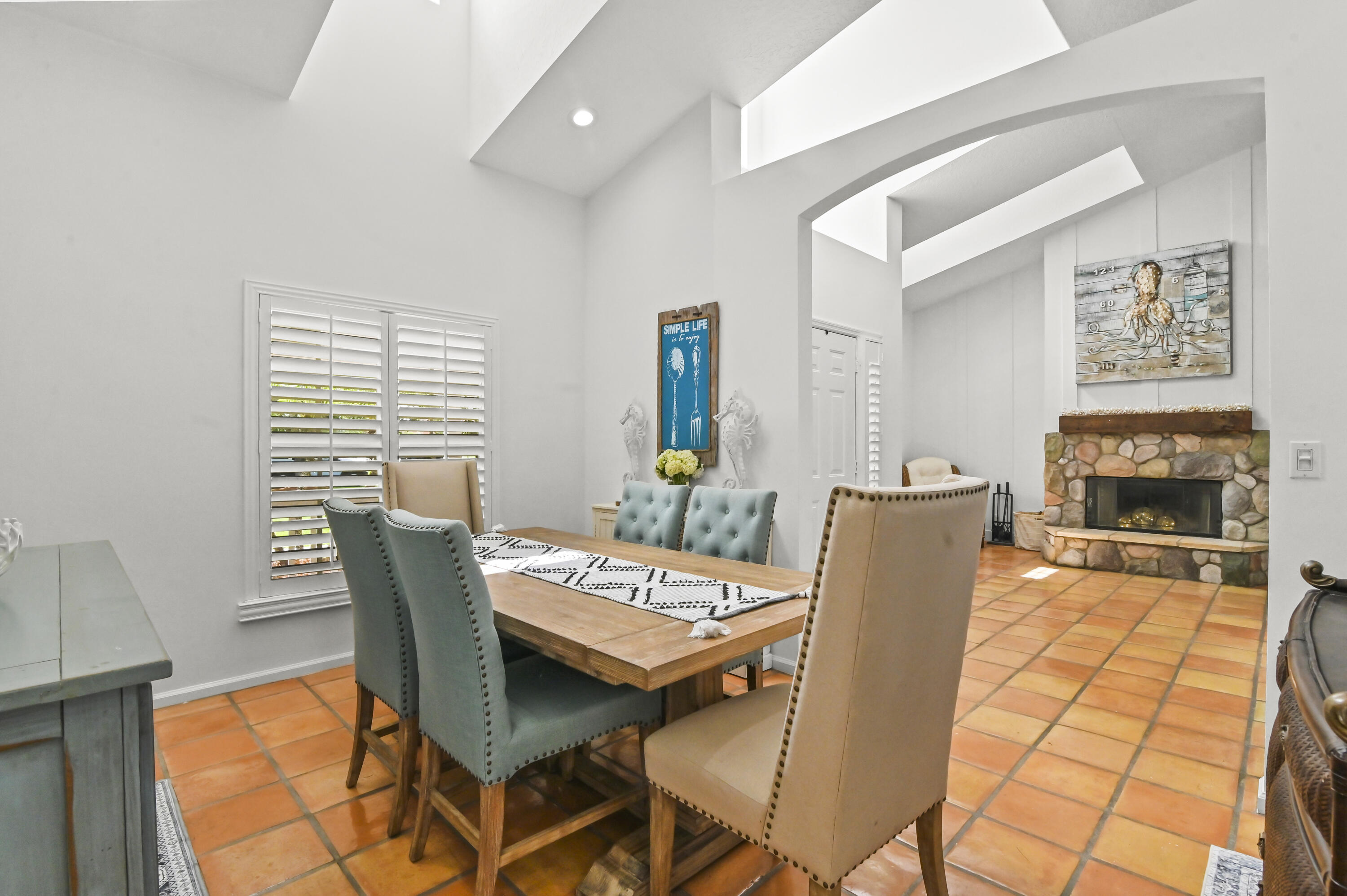 Lago Del Sol - Residential