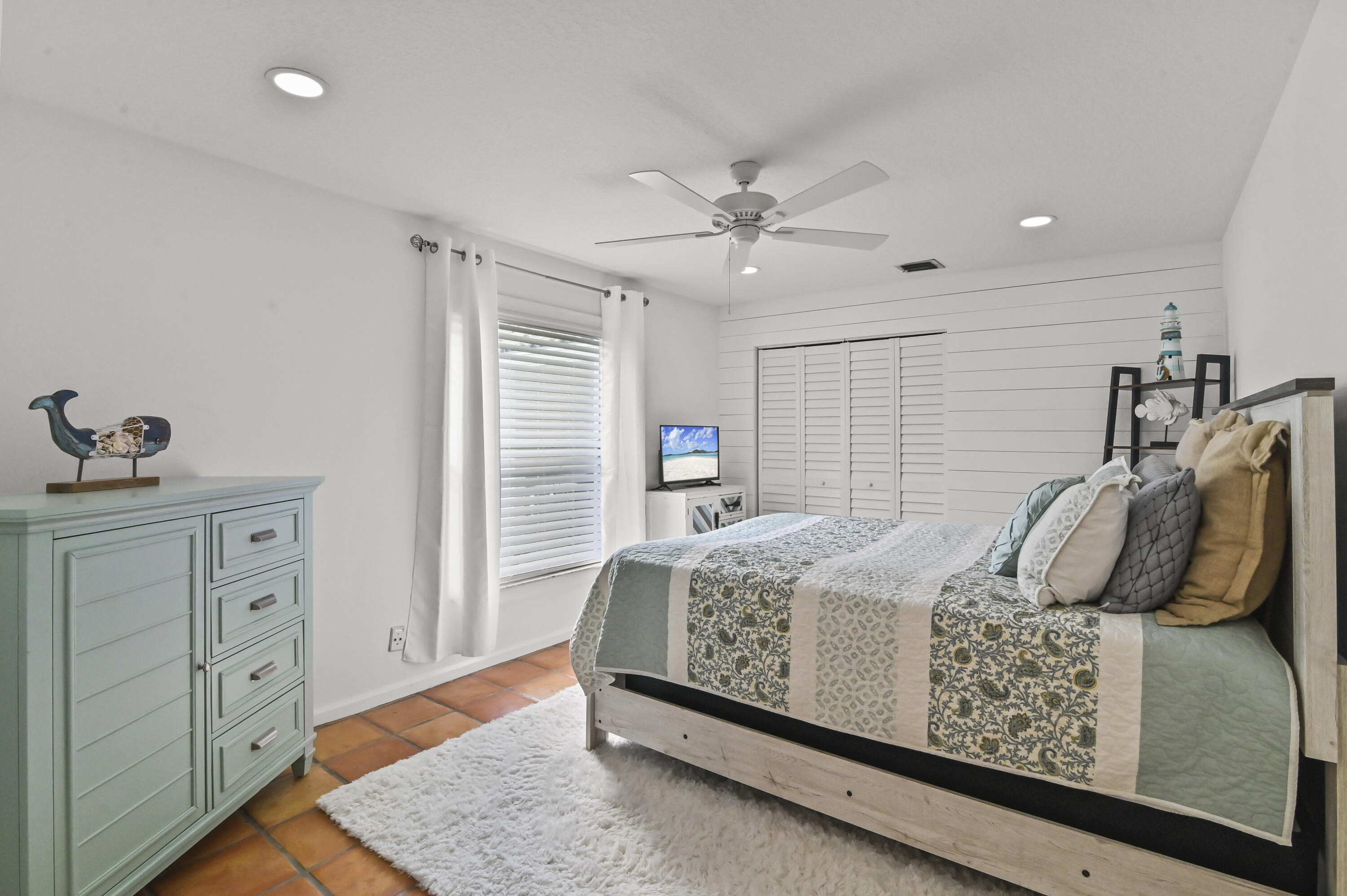Lago Del Sol - Residential