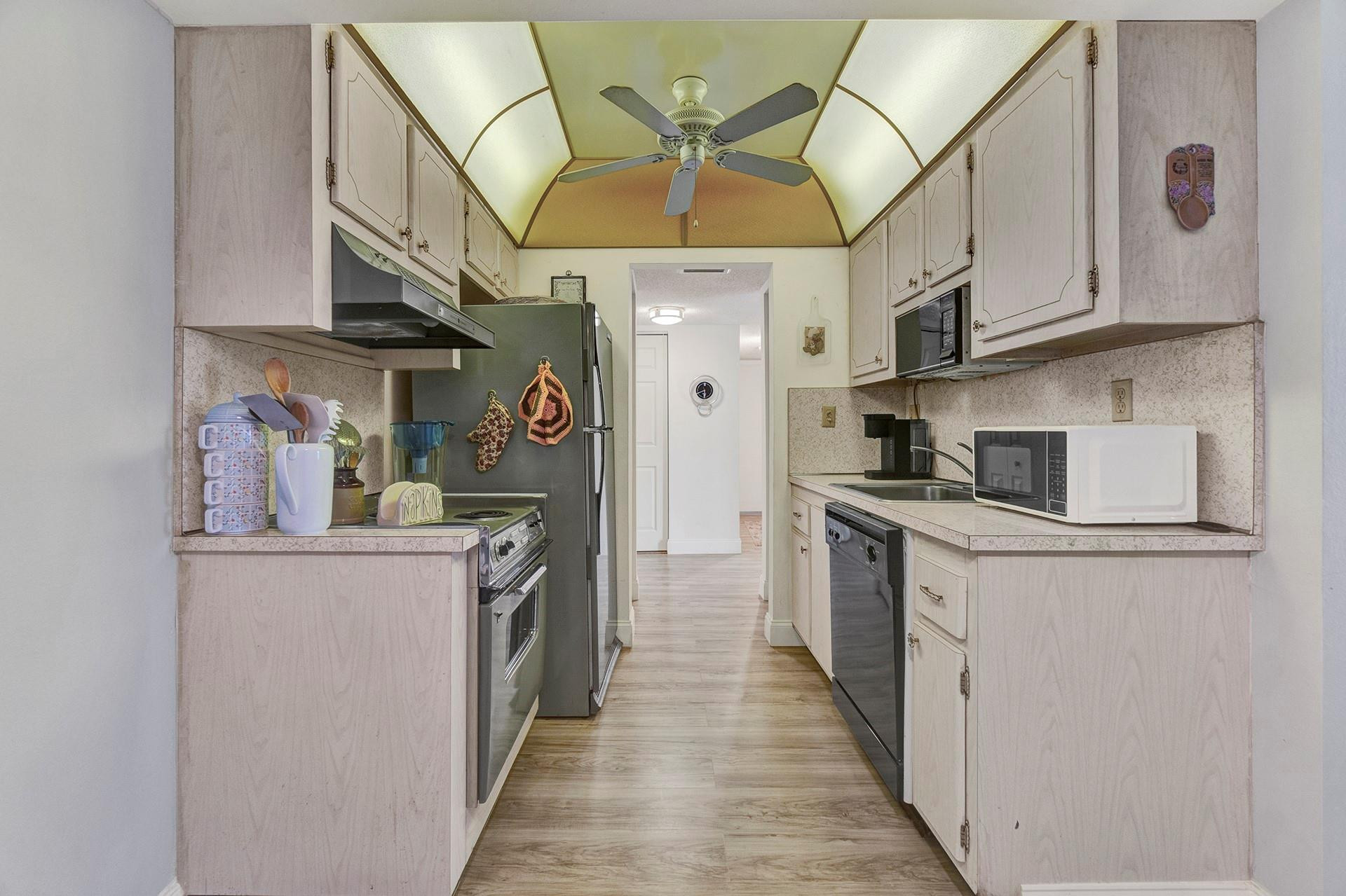 SABAL PALM VILLAGE CONDO - Residential