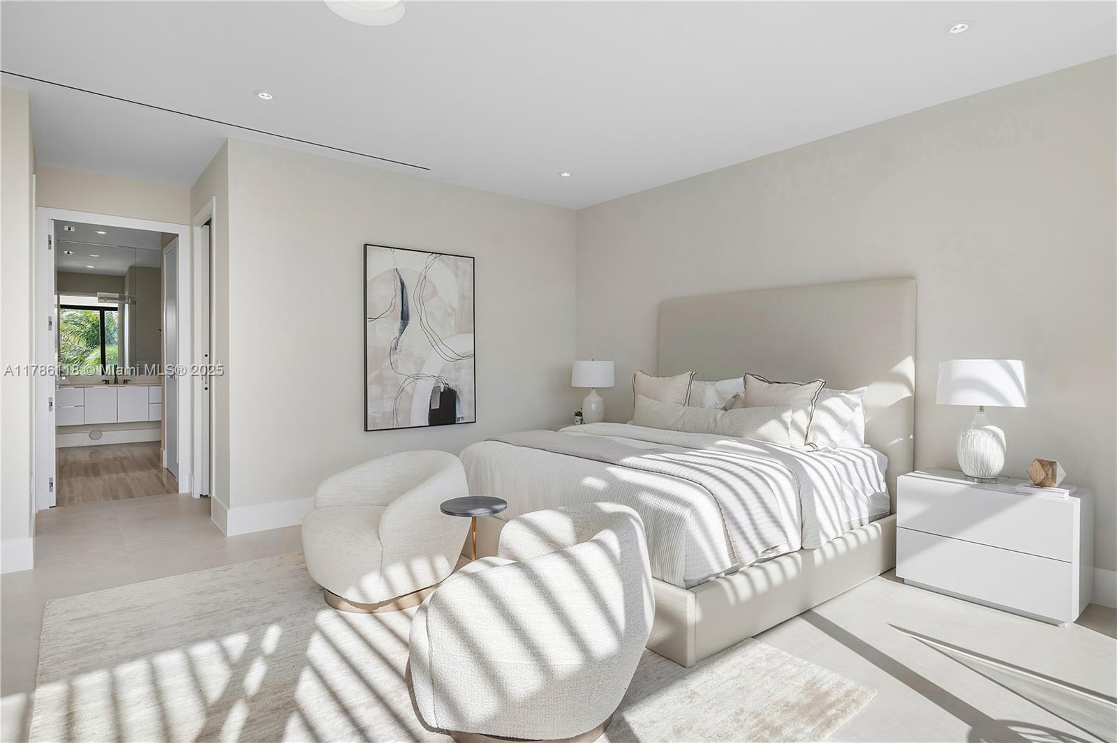 CORAL KEY VILLAS - Residential