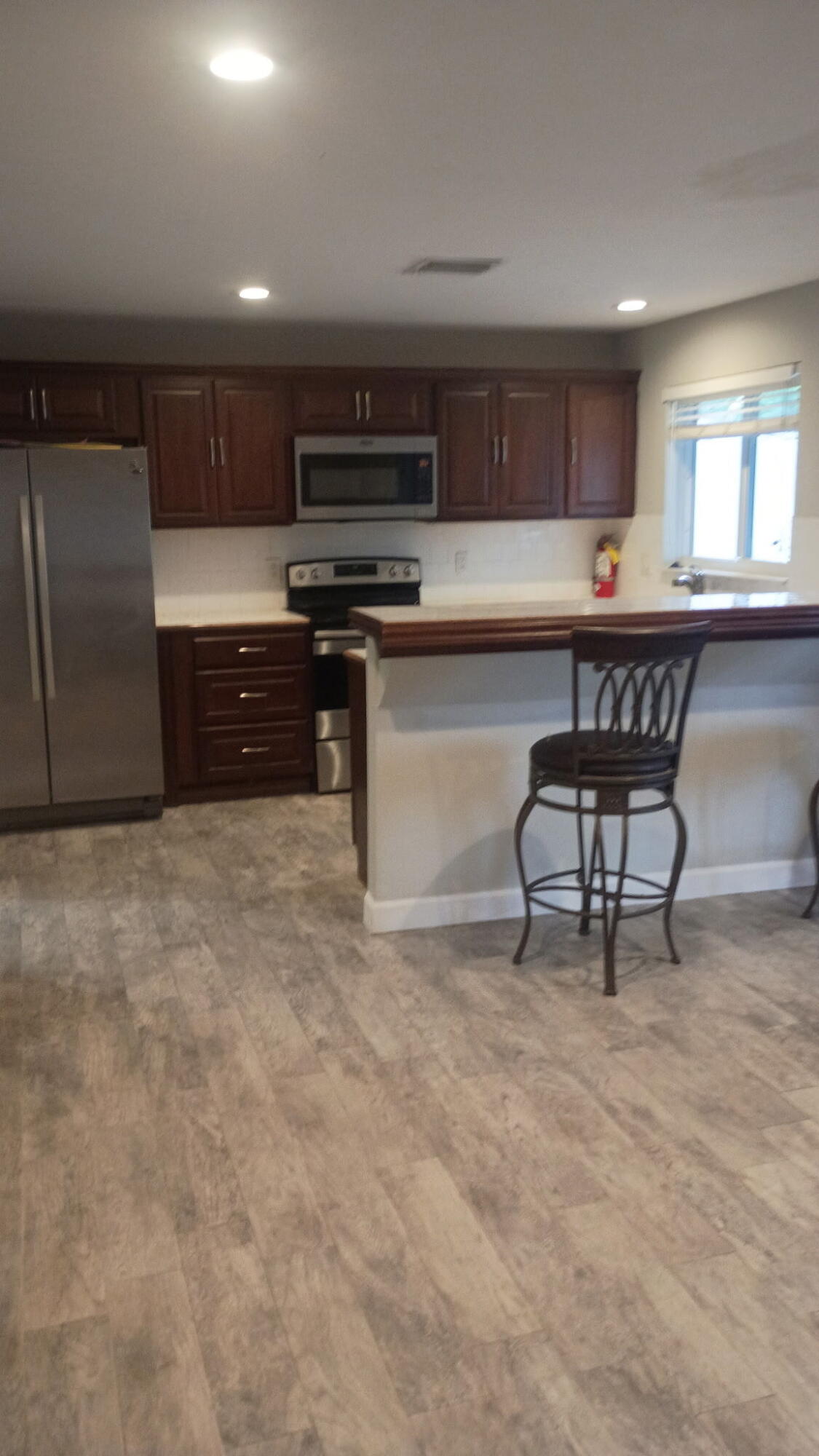 MARSHALLS EVERGLADE - Residential Lease