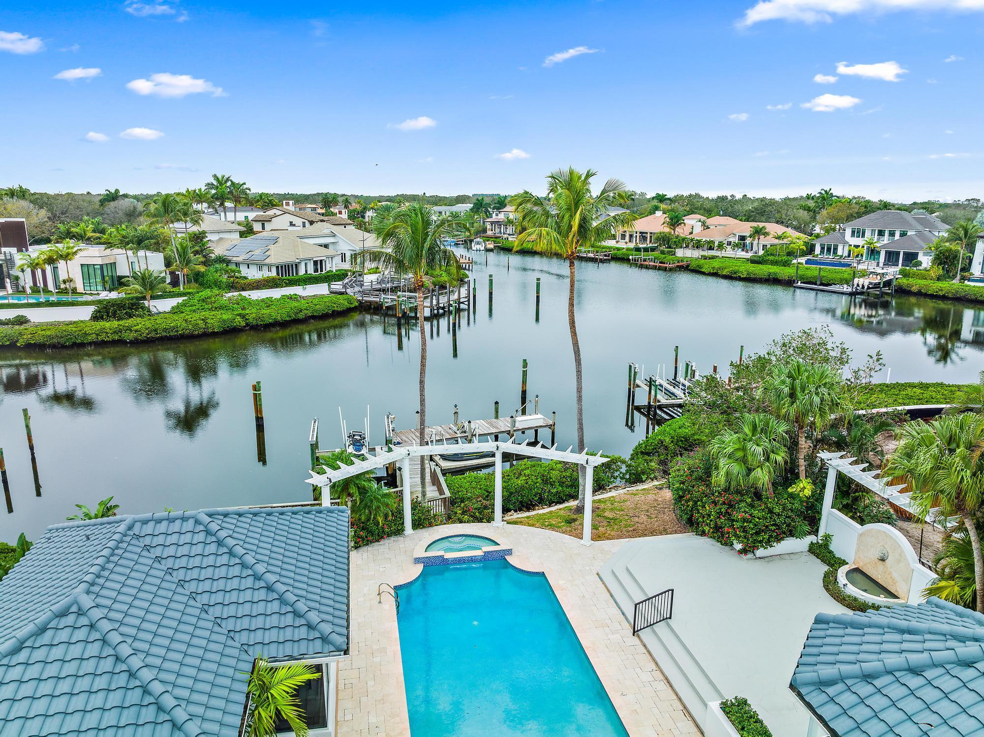 Admirals Cove - Residential