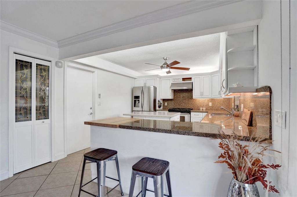 Palm-Aire Village West - Residential