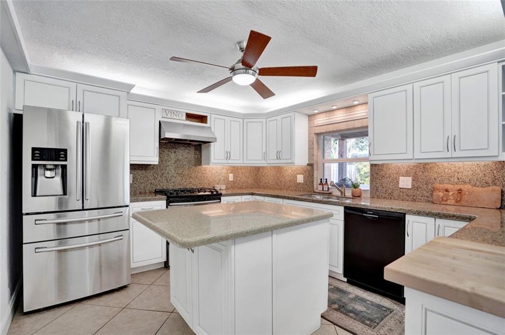 Palm-Aire Village West - Residential