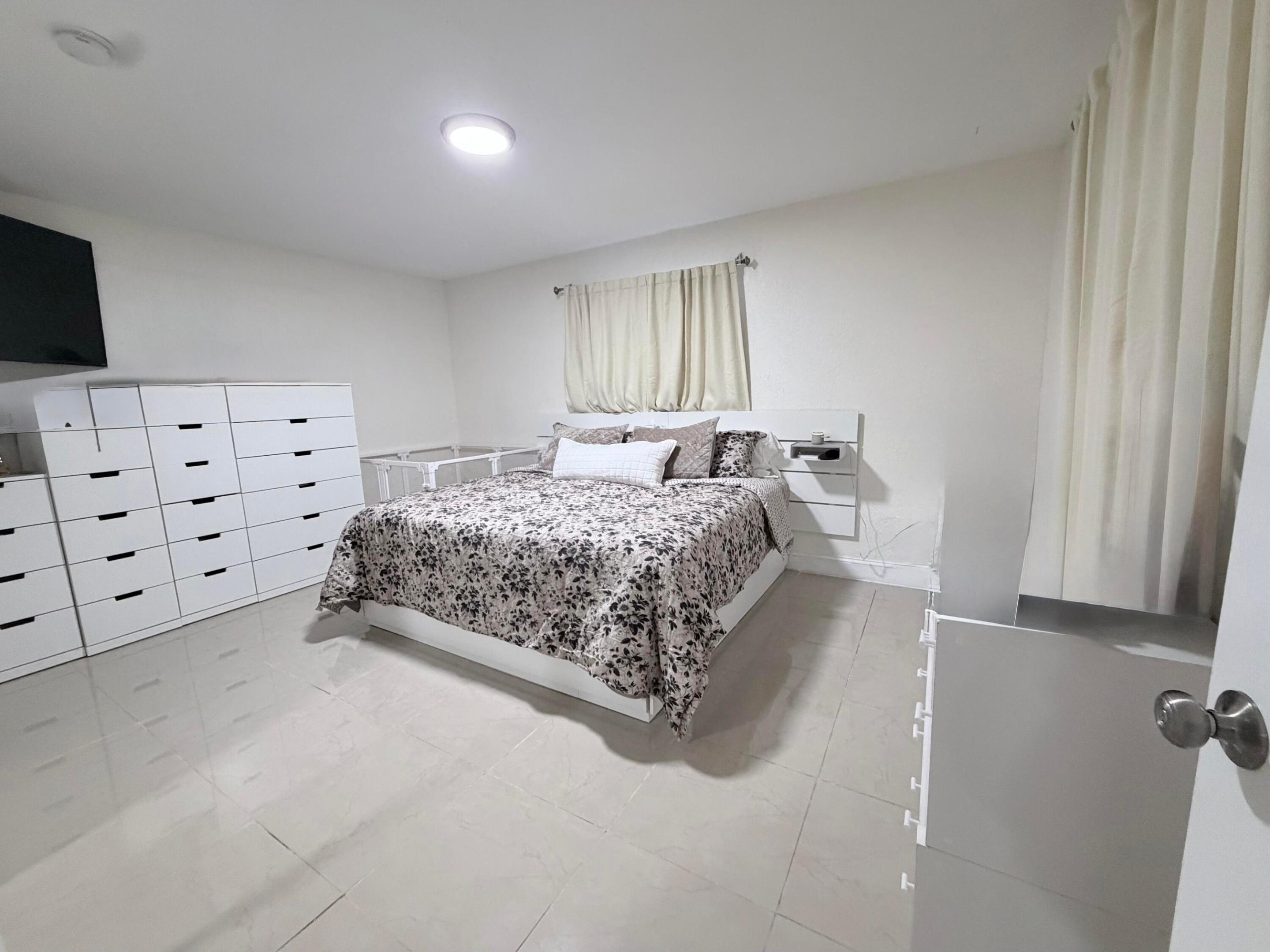 EVERGLADES SUGAR & LAND CO - Residential