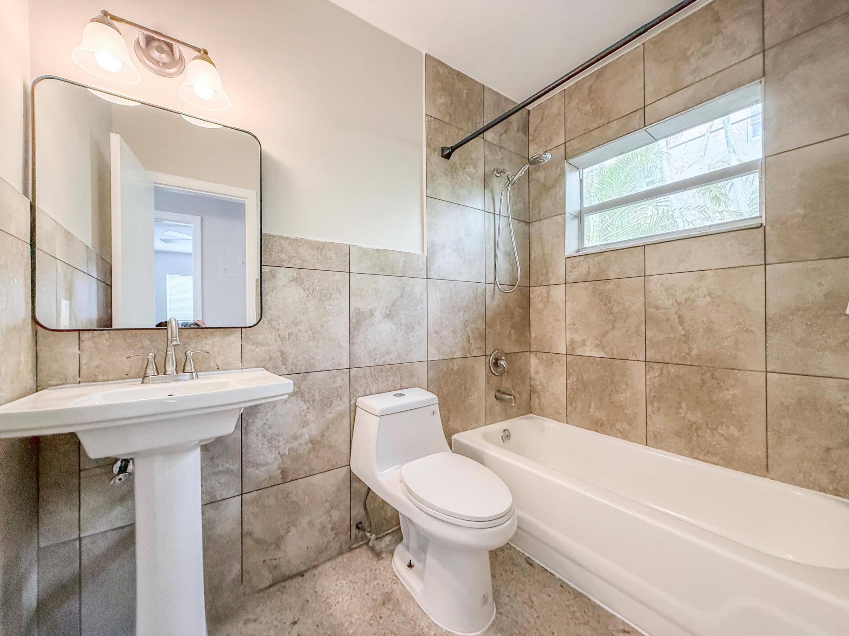 DEVONSHIRE - Residential Lease