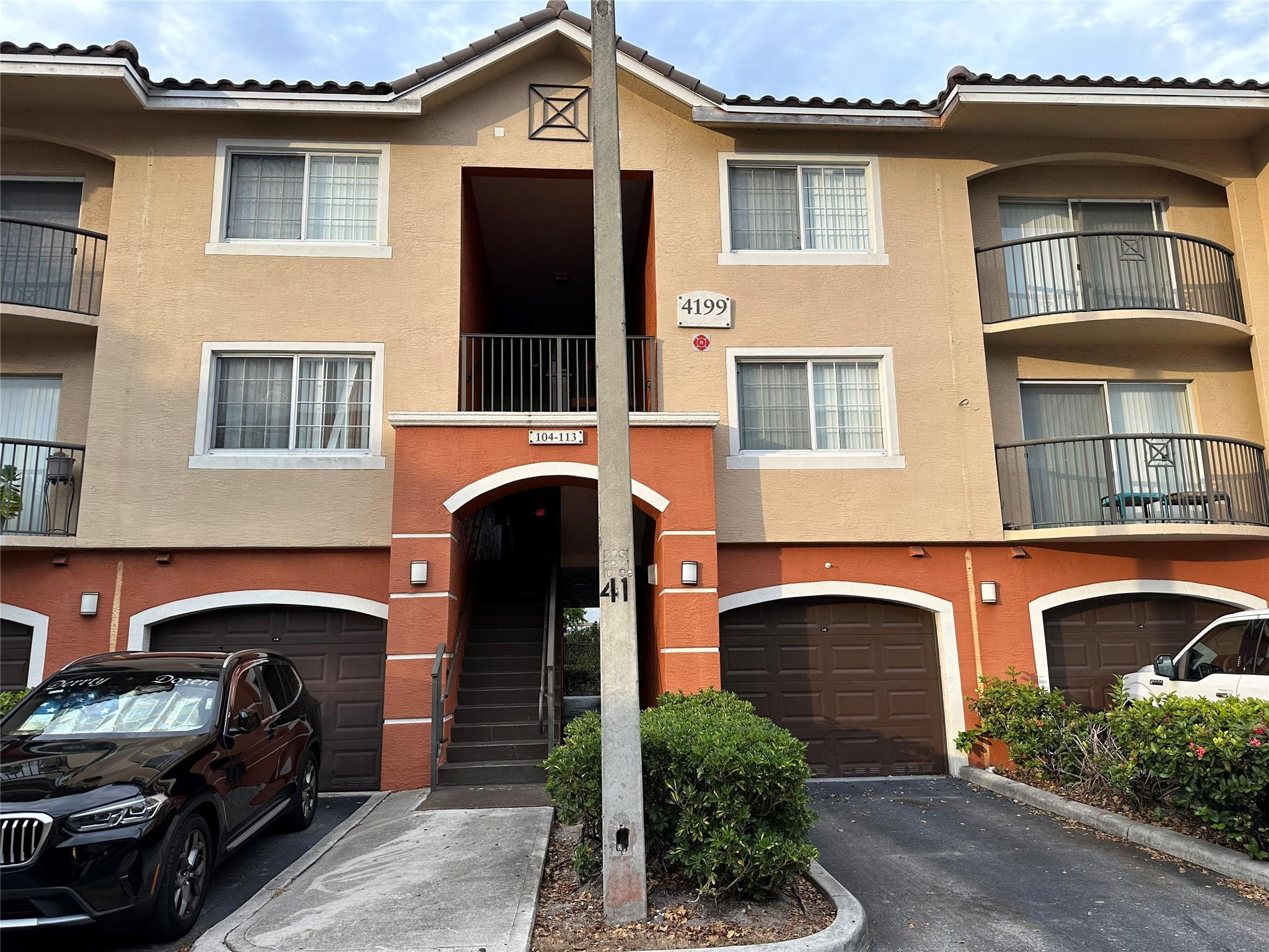 GRAND ISLES CONDO - Residential