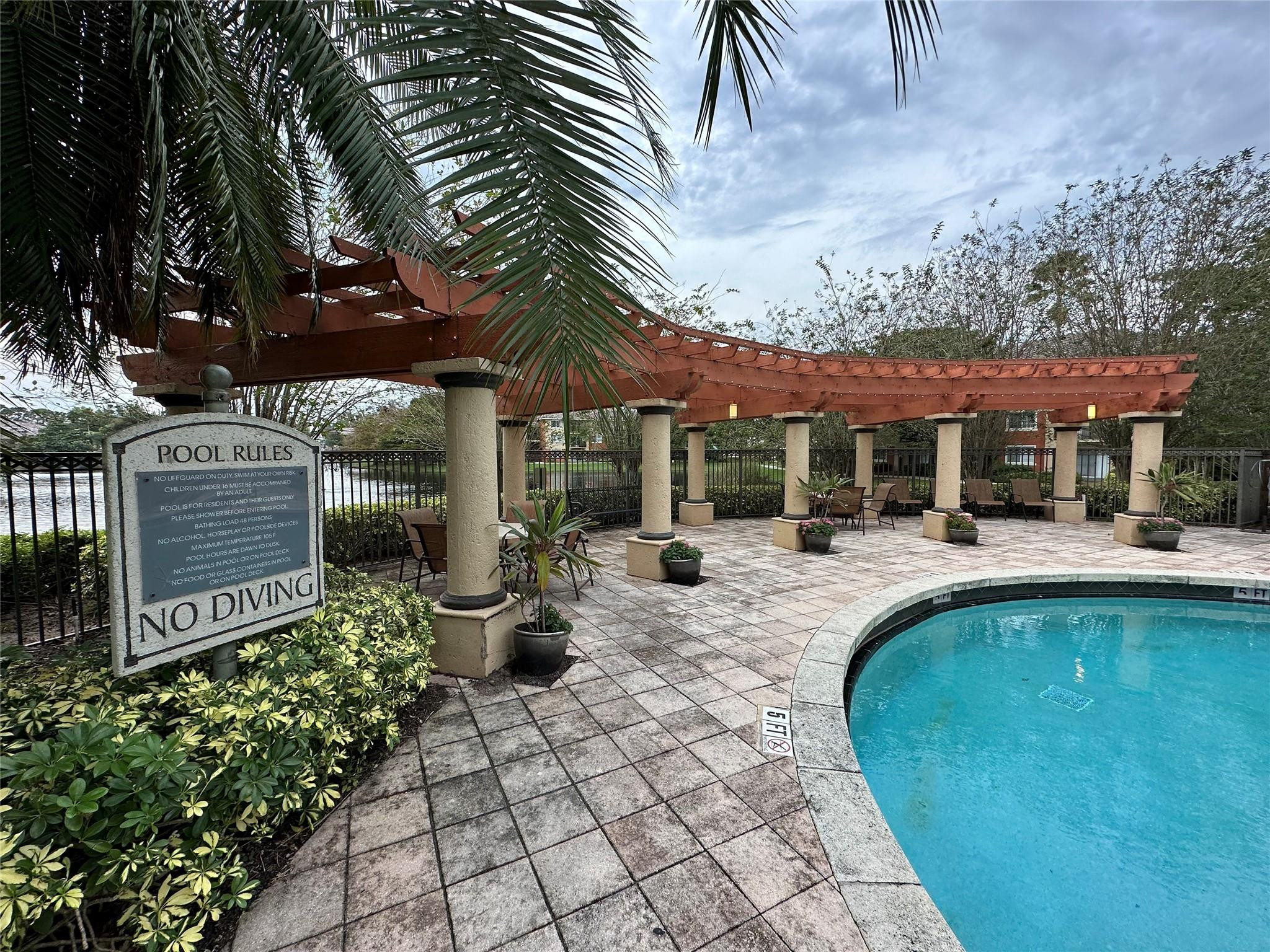 GRAND ISLES CONDO - Residential