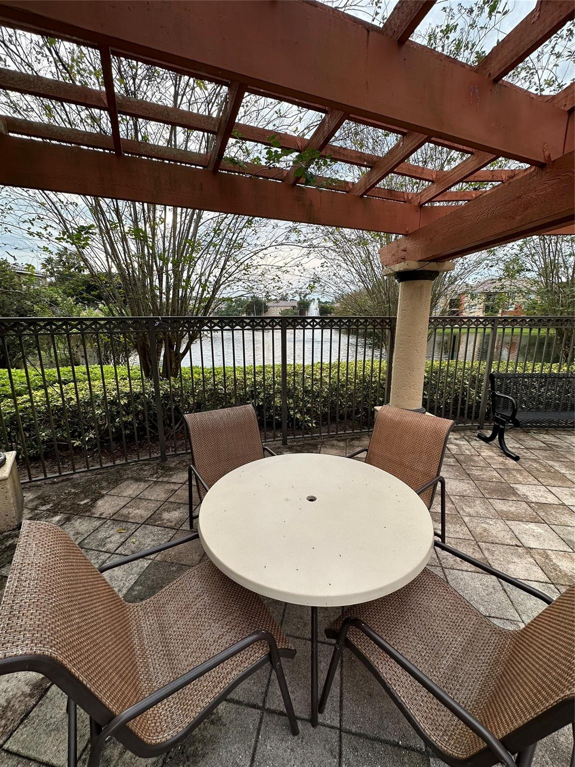 GRAND ISLES CONDO - Residential