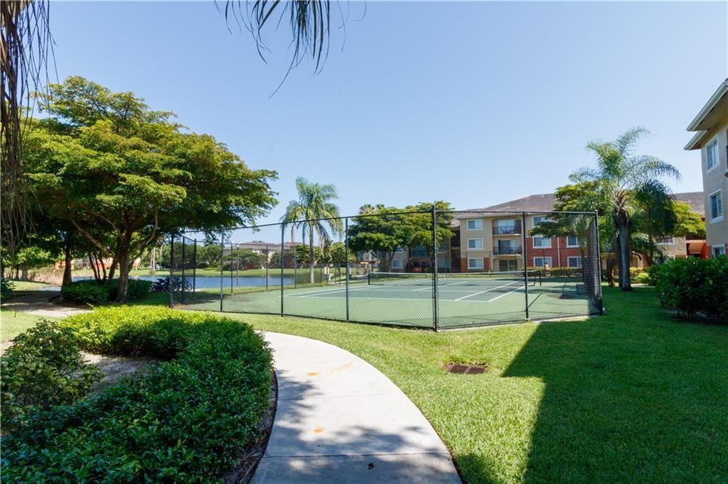 GRAND ISLES CONDO - Residential