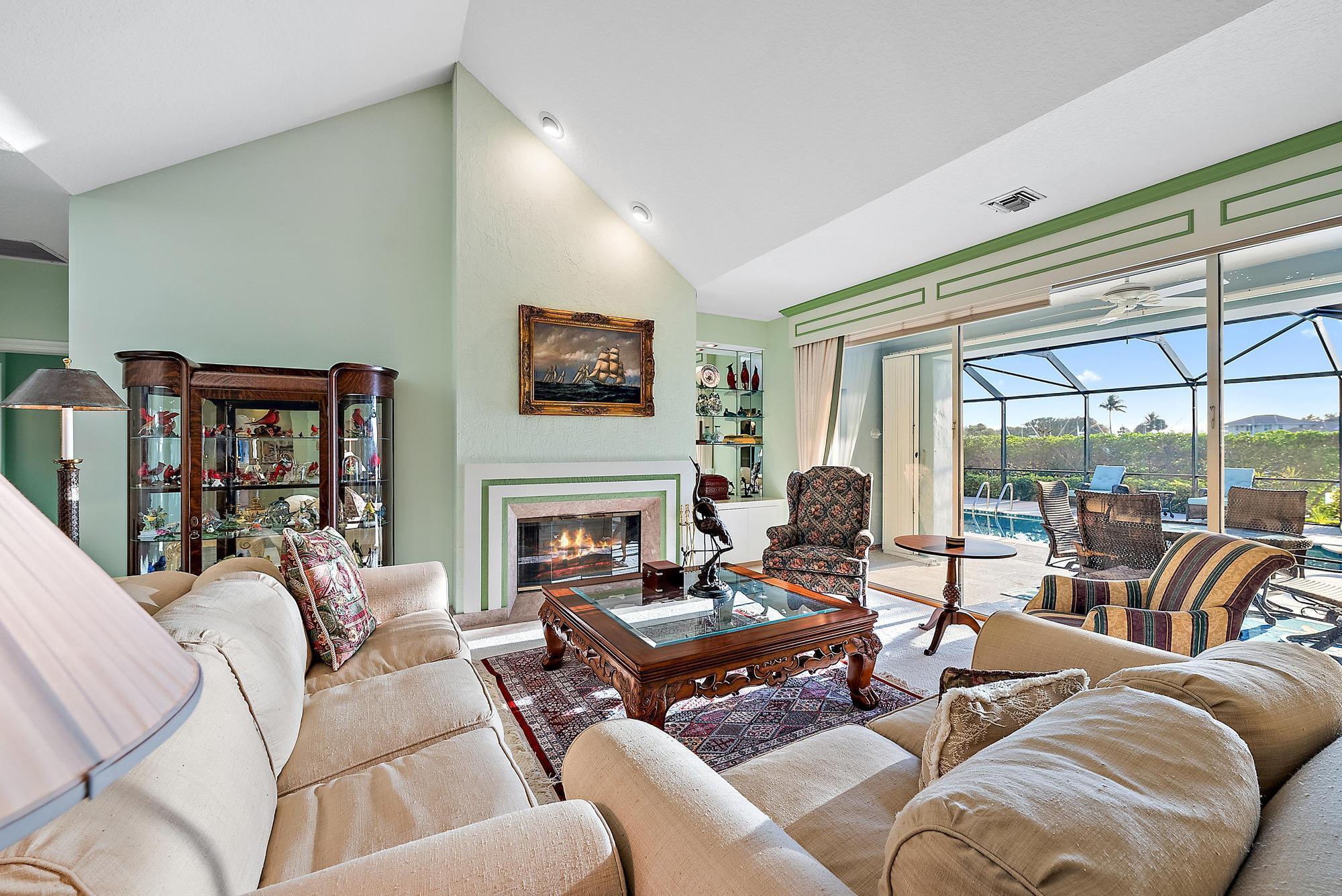 CASSEEKEY ISLAND AT JONATHANS LANDING - Residential