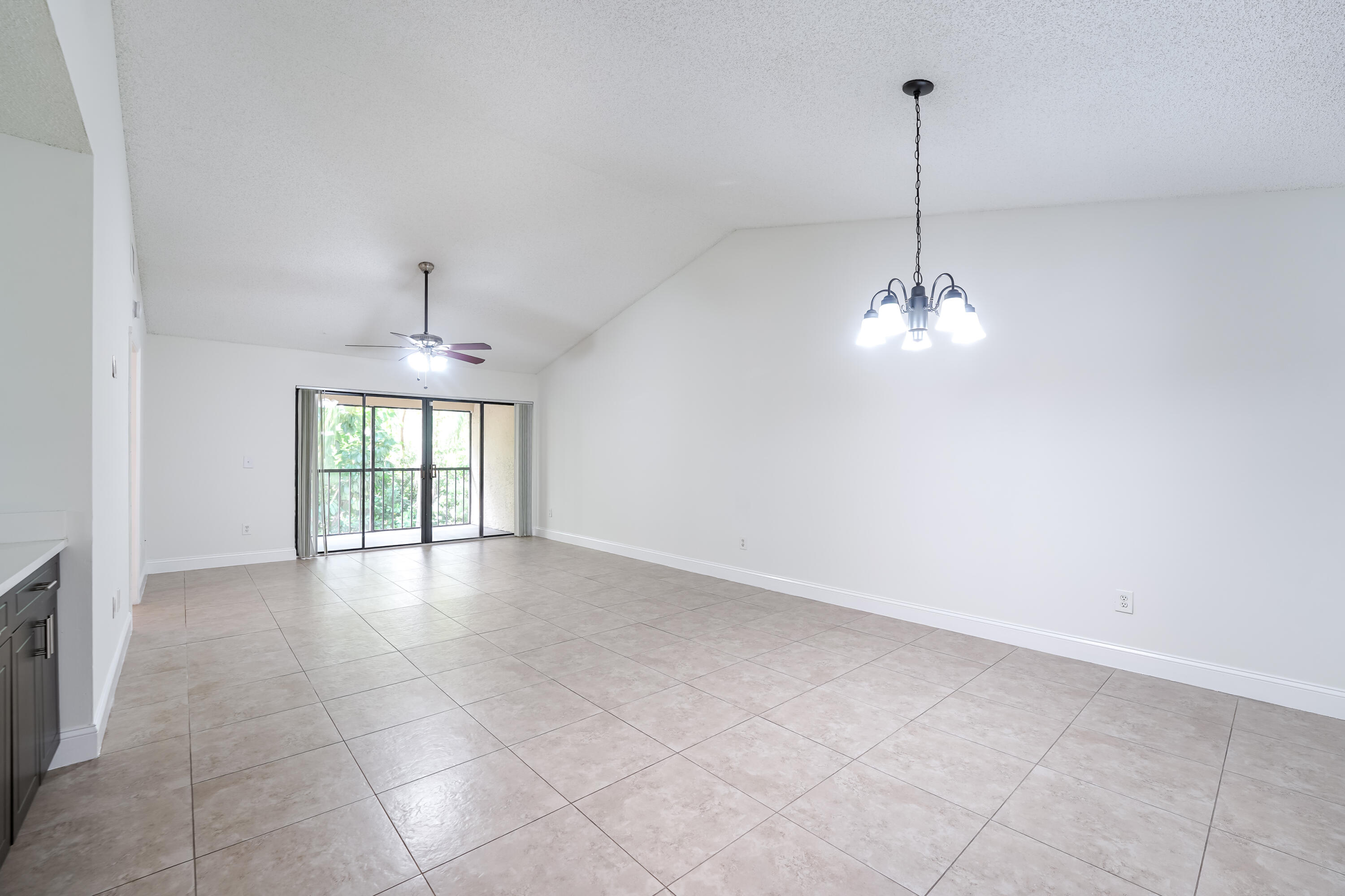 BOCA RATON HILLS SEC 2 - Residential Lease