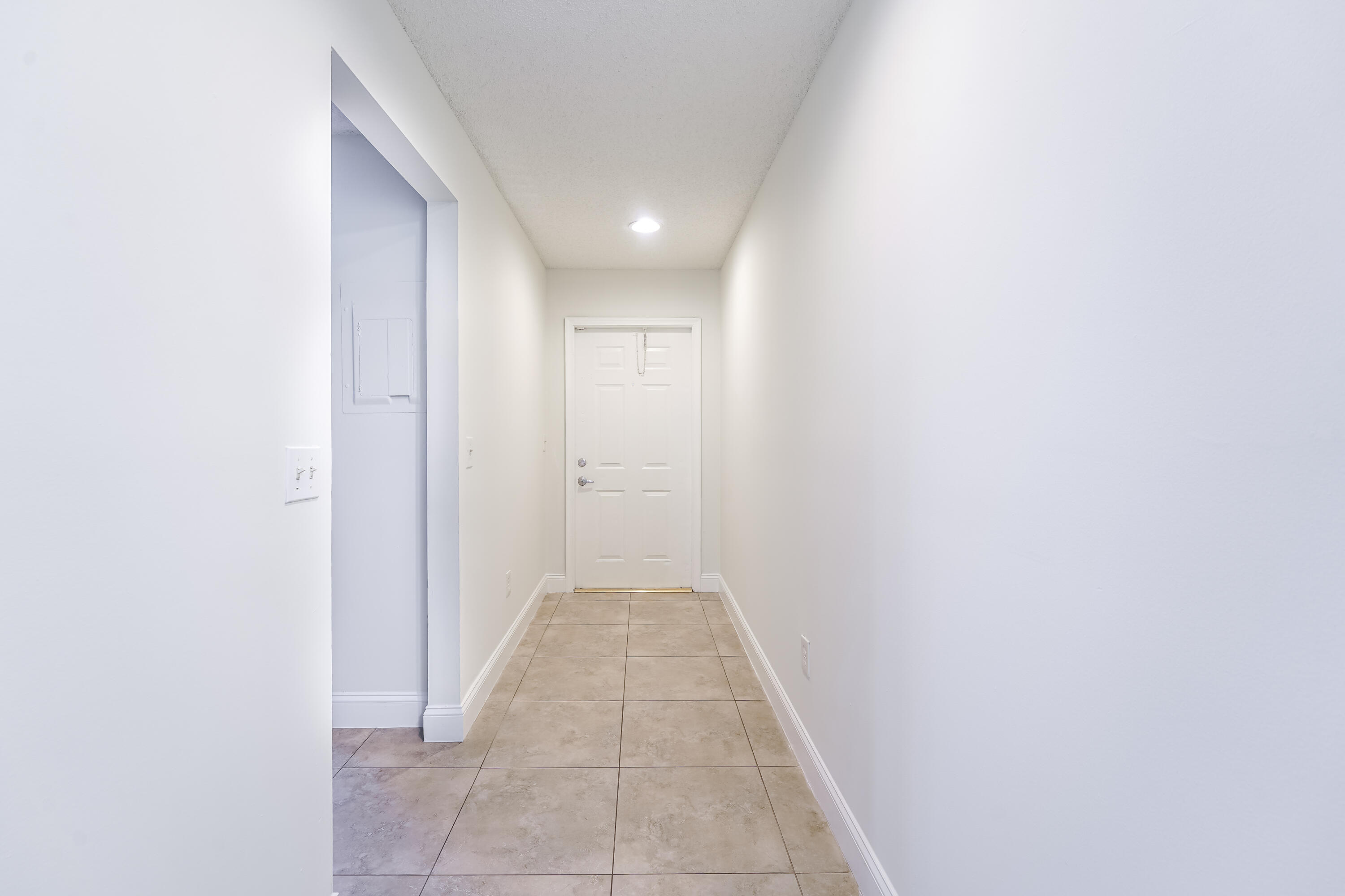 BOCA RATON HILLS SEC 2 - Residential Lease