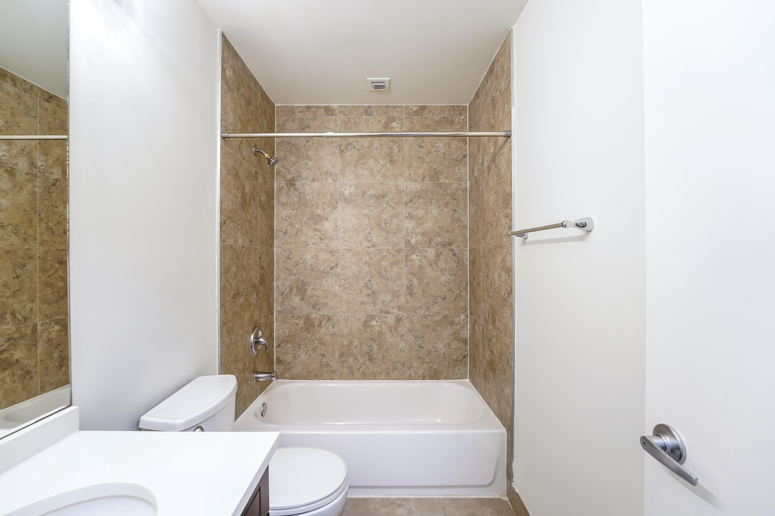 BOCA RATON HILLS SEC 2 - Residential Lease