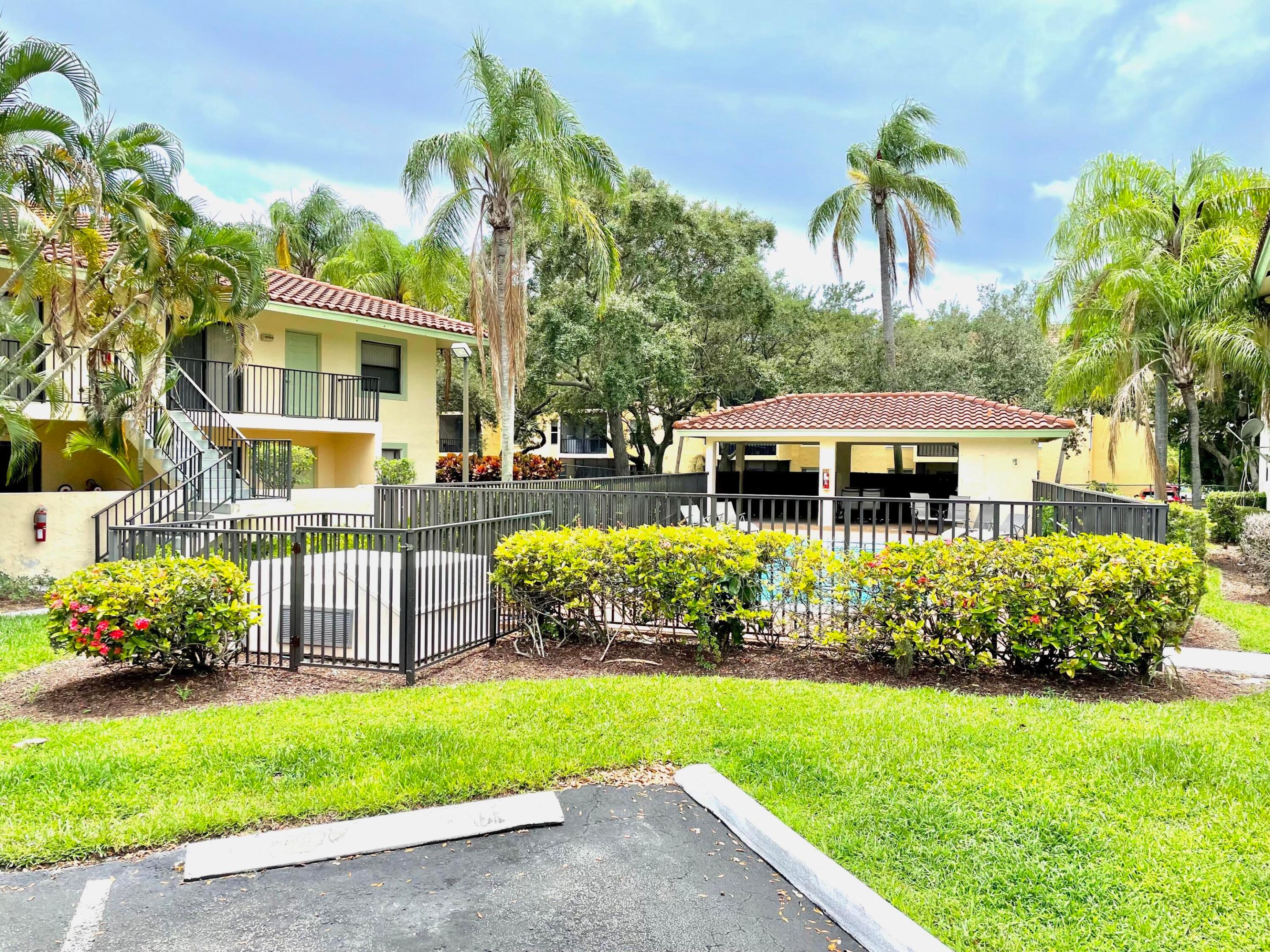BOCA RATON HILLS SEC 2 - Residential Lease