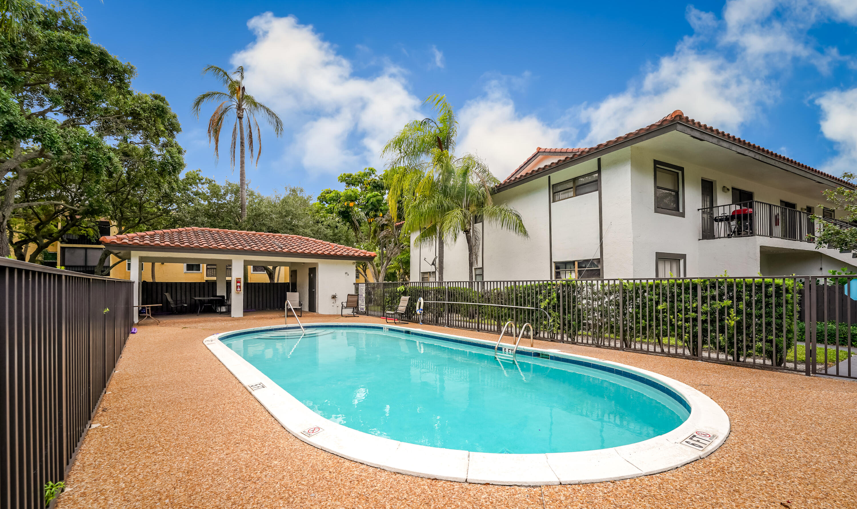BOCA RATON HILLS SEC 2 - Residential Lease