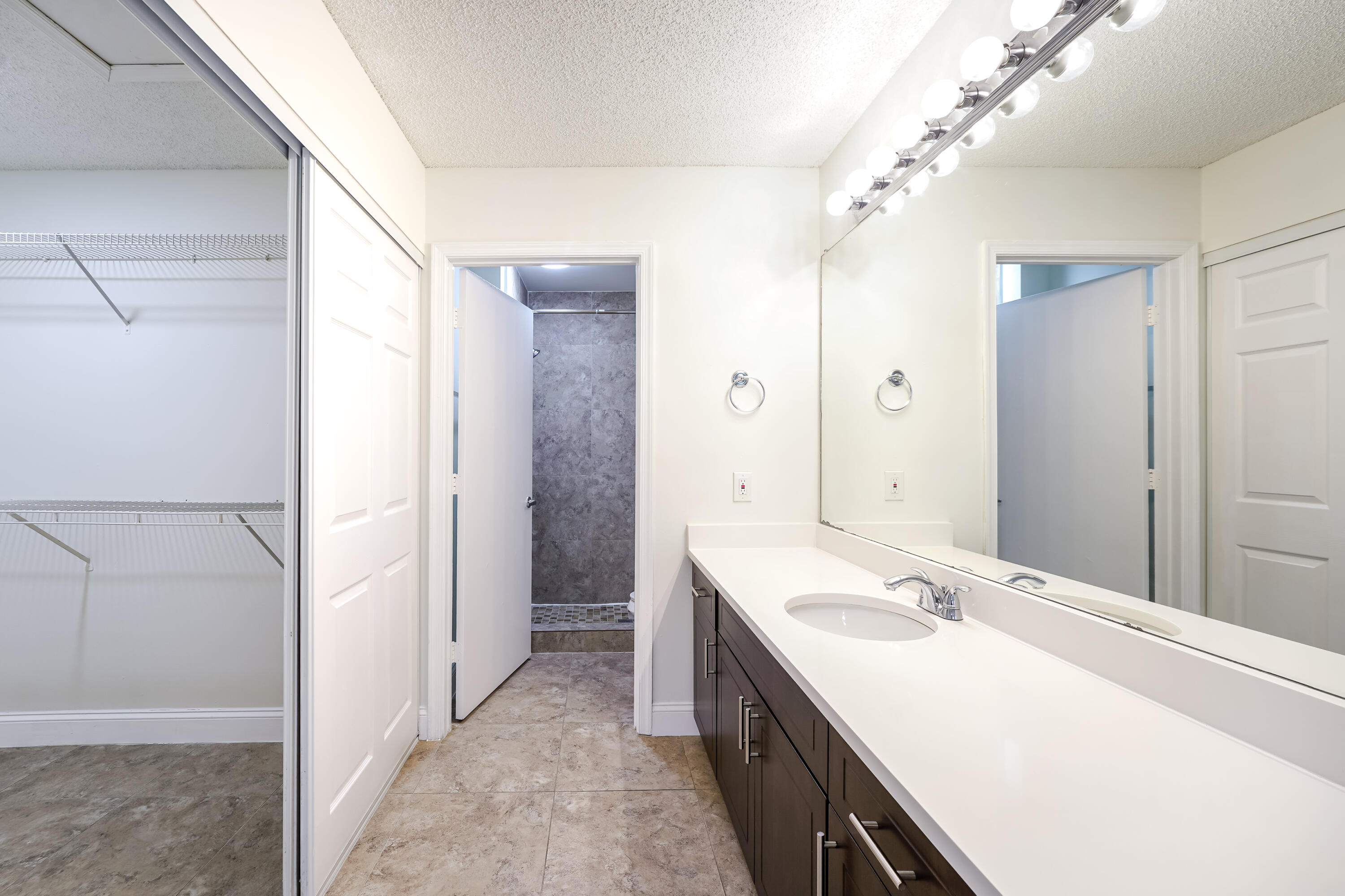 BOCA RATON HILLS SEC 2 - Residential Lease