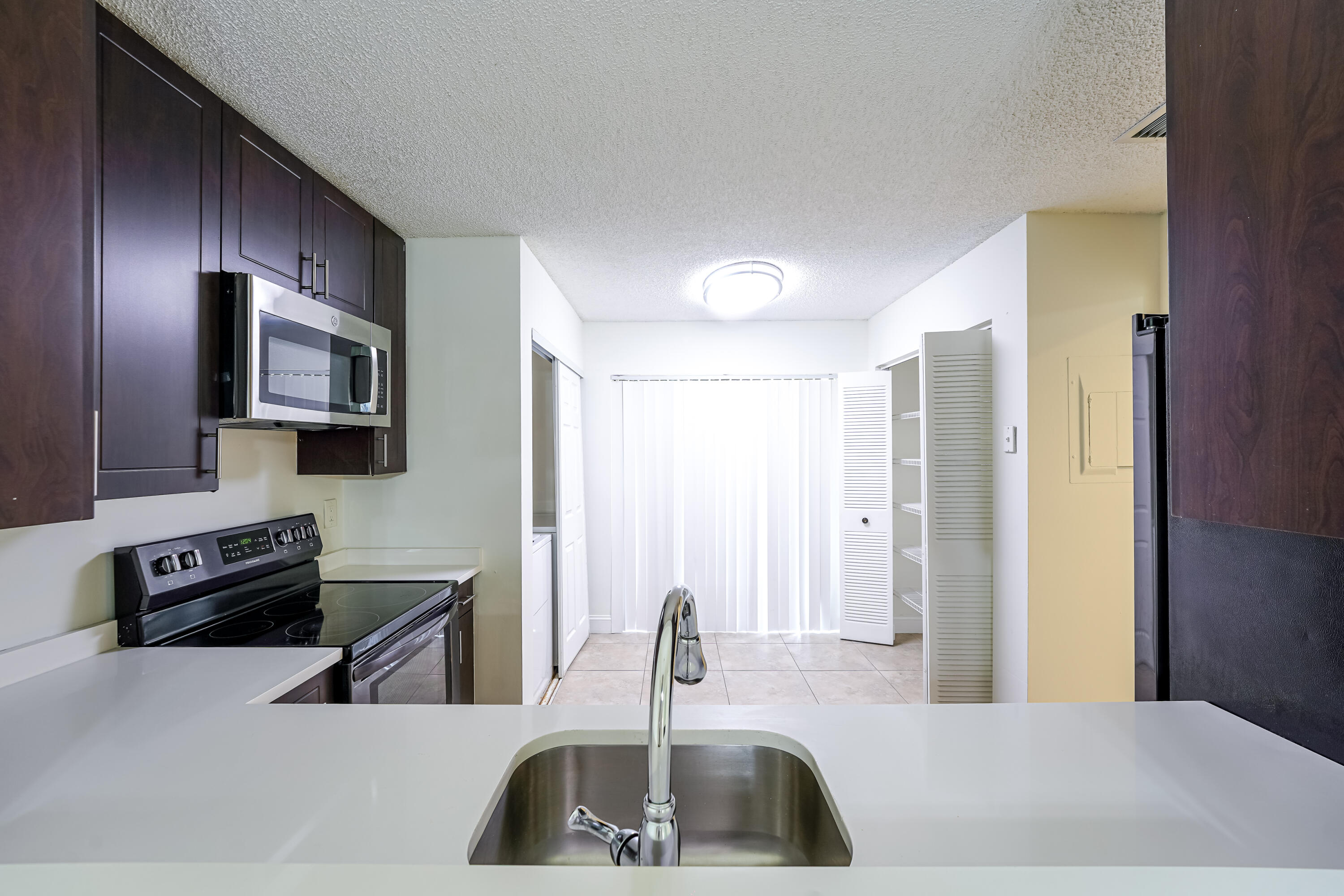 BOCA RATON HILLS SEC 2 - Residential Lease