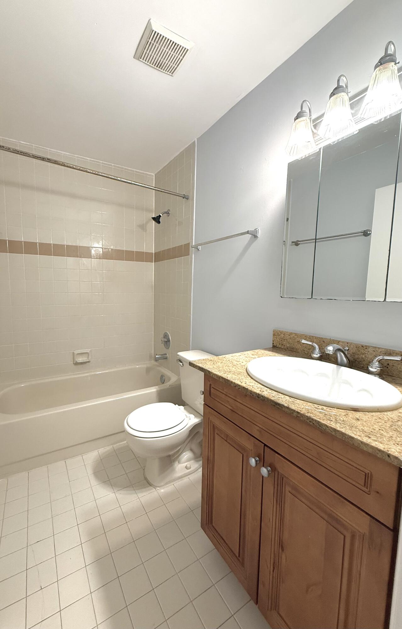 MEADOWS ON THE GREEN CONDO - Residential Lease
