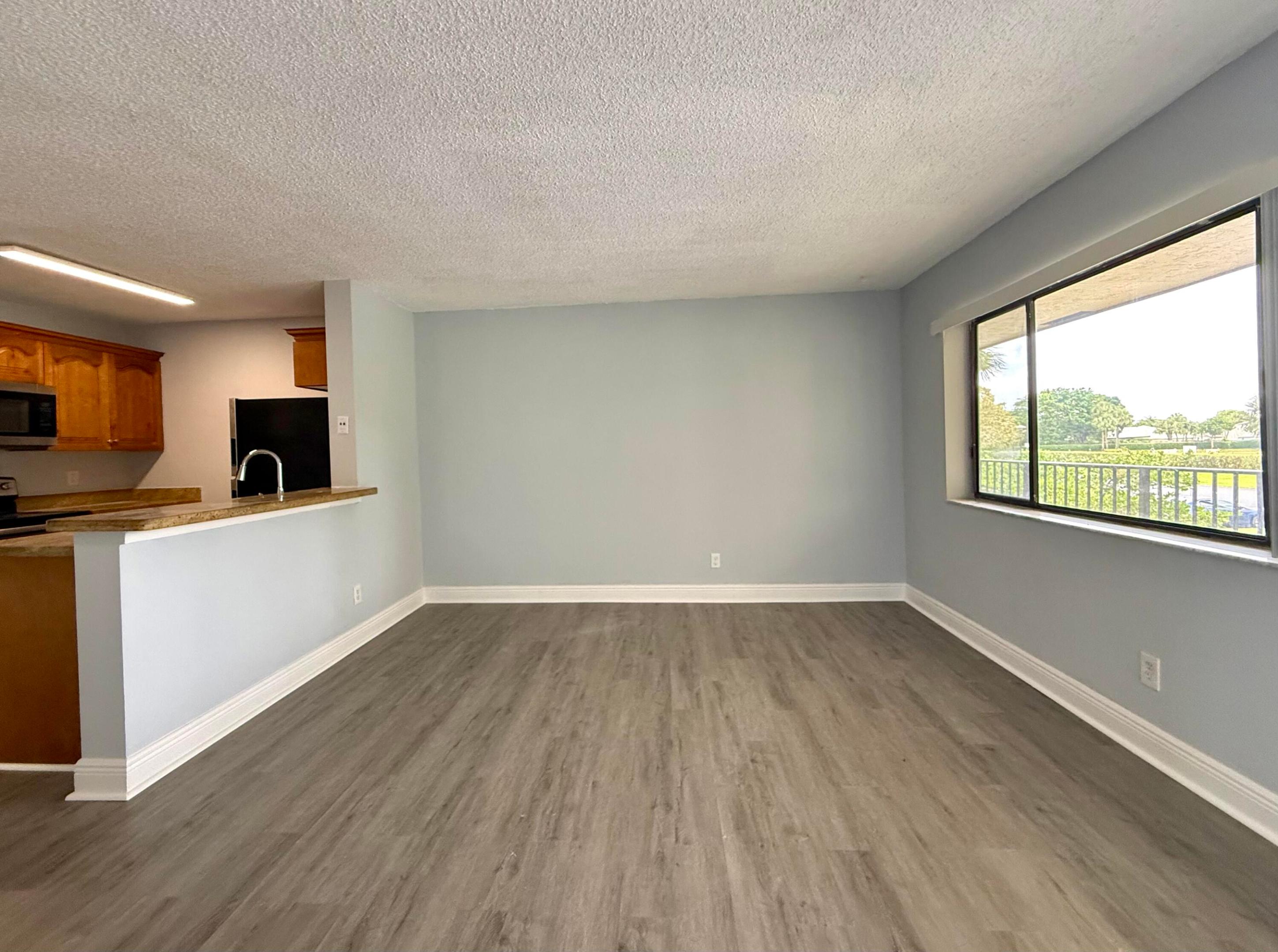 MEADOWS ON THE GREEN CONDO - Residential Lease