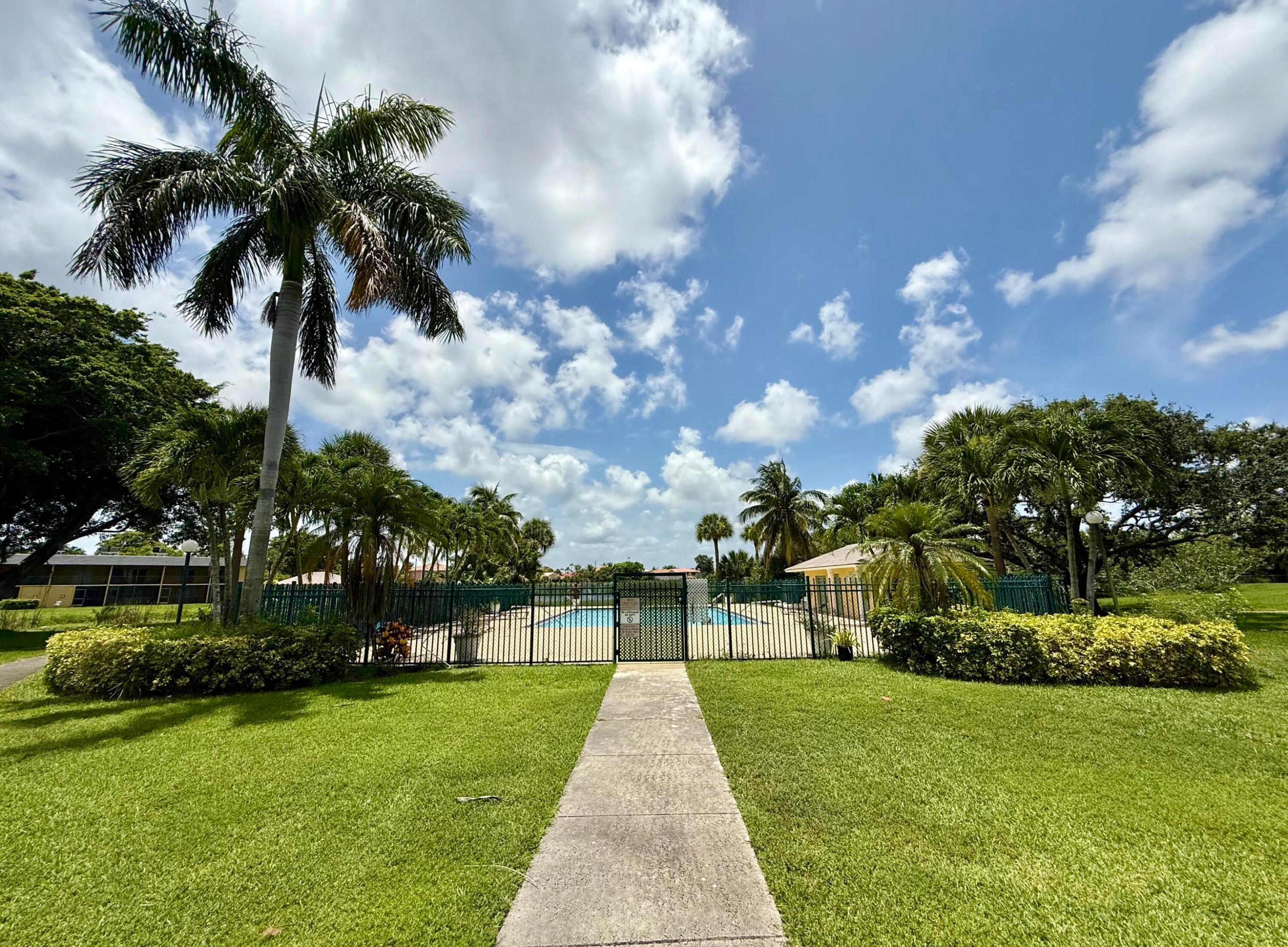 MEADOWS ON THE GREEN CONDO - Residential Lease