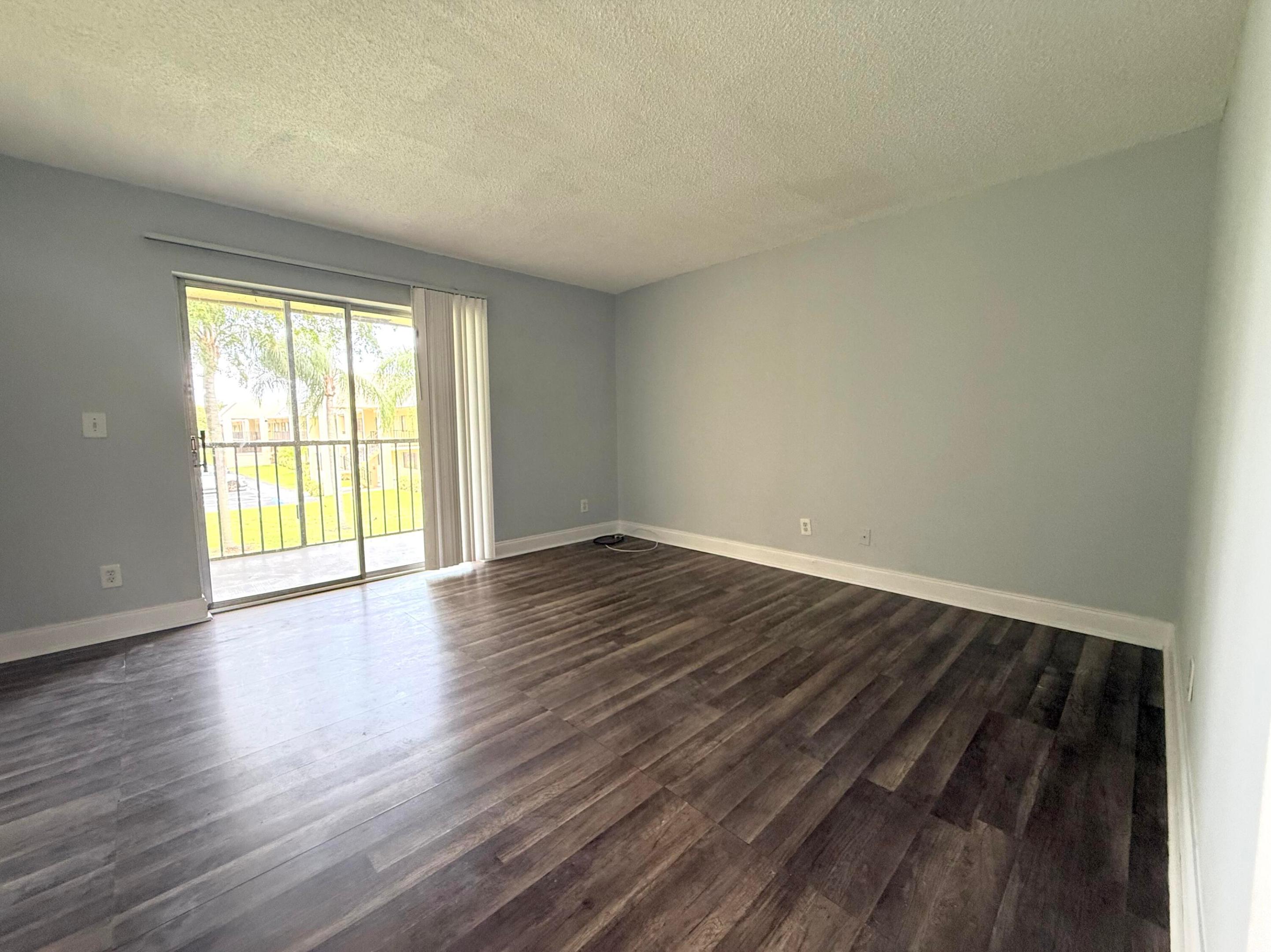 MEADOWS ON THE GREEN CONDO - Residential Lease