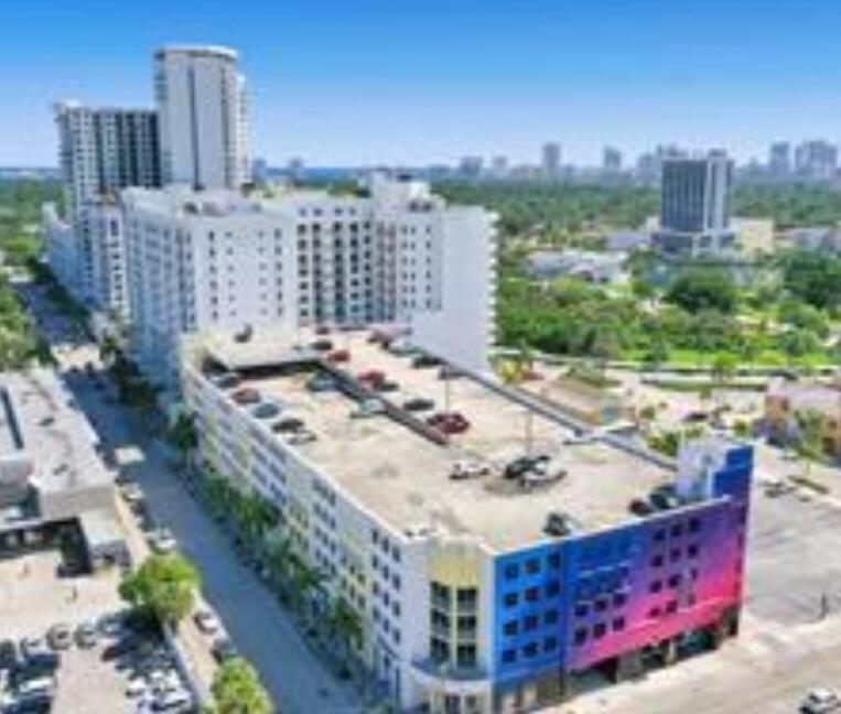 RADIUS CONDO - Residential Lease