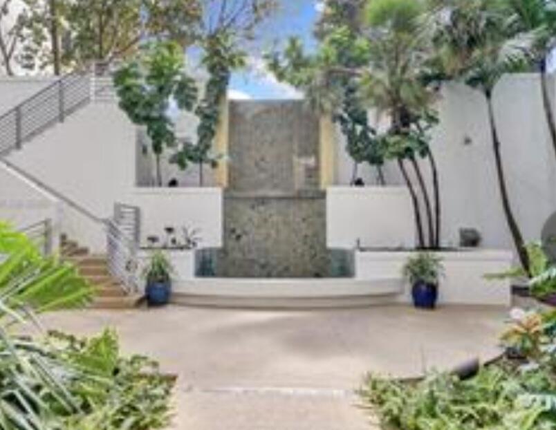 RADIUS CONDO - Residential Lease