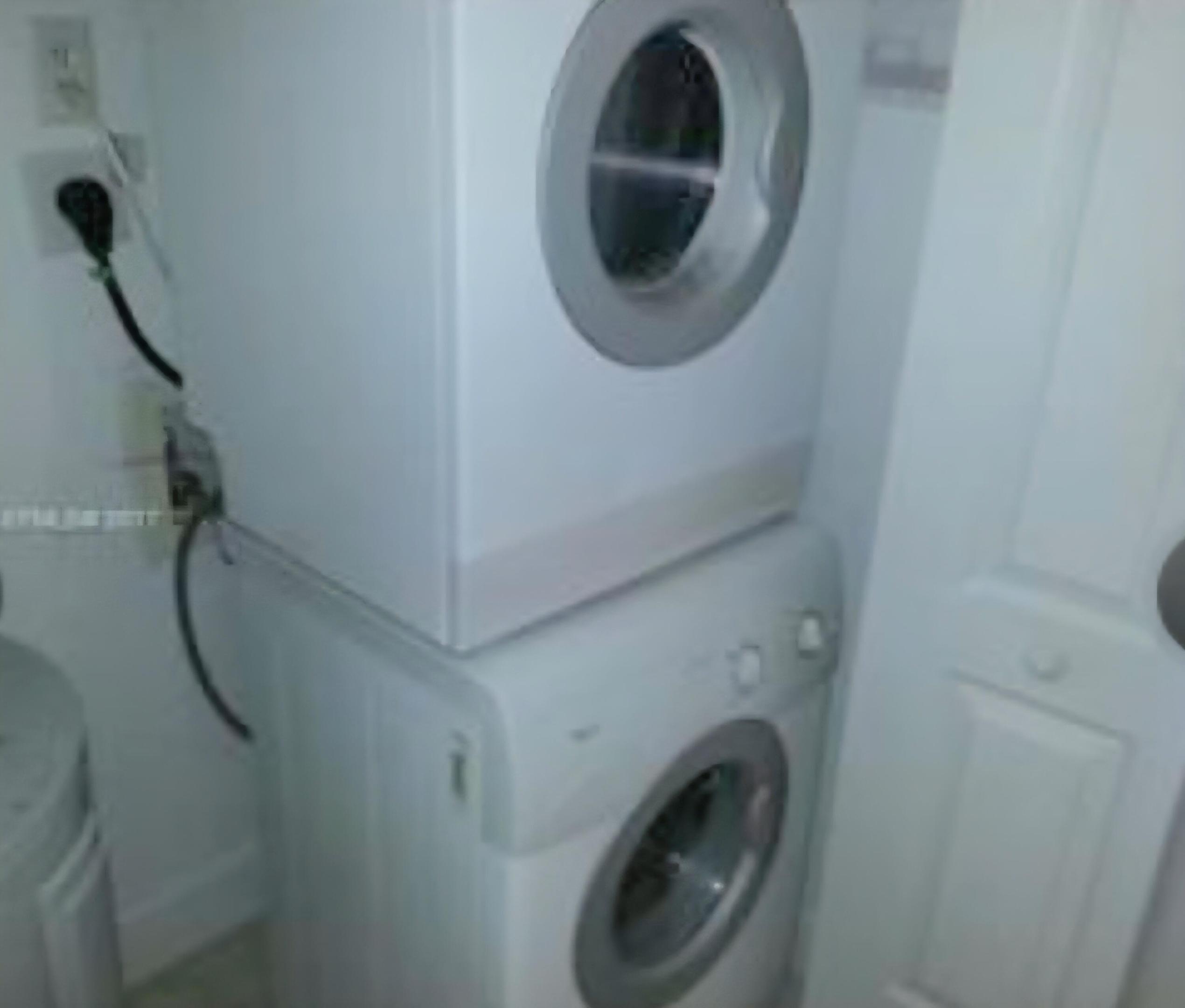 RADIUS CONDO - Residential Lease