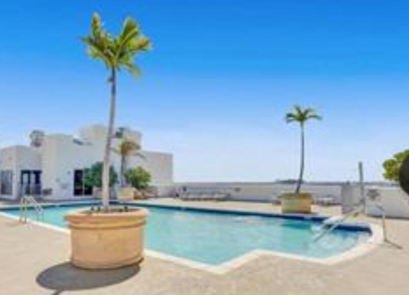 RADIUS CONDO - Residential Lease
