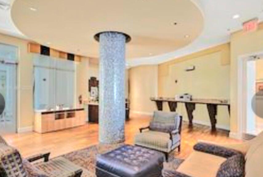 RADIUS CONDO - Residential Lease