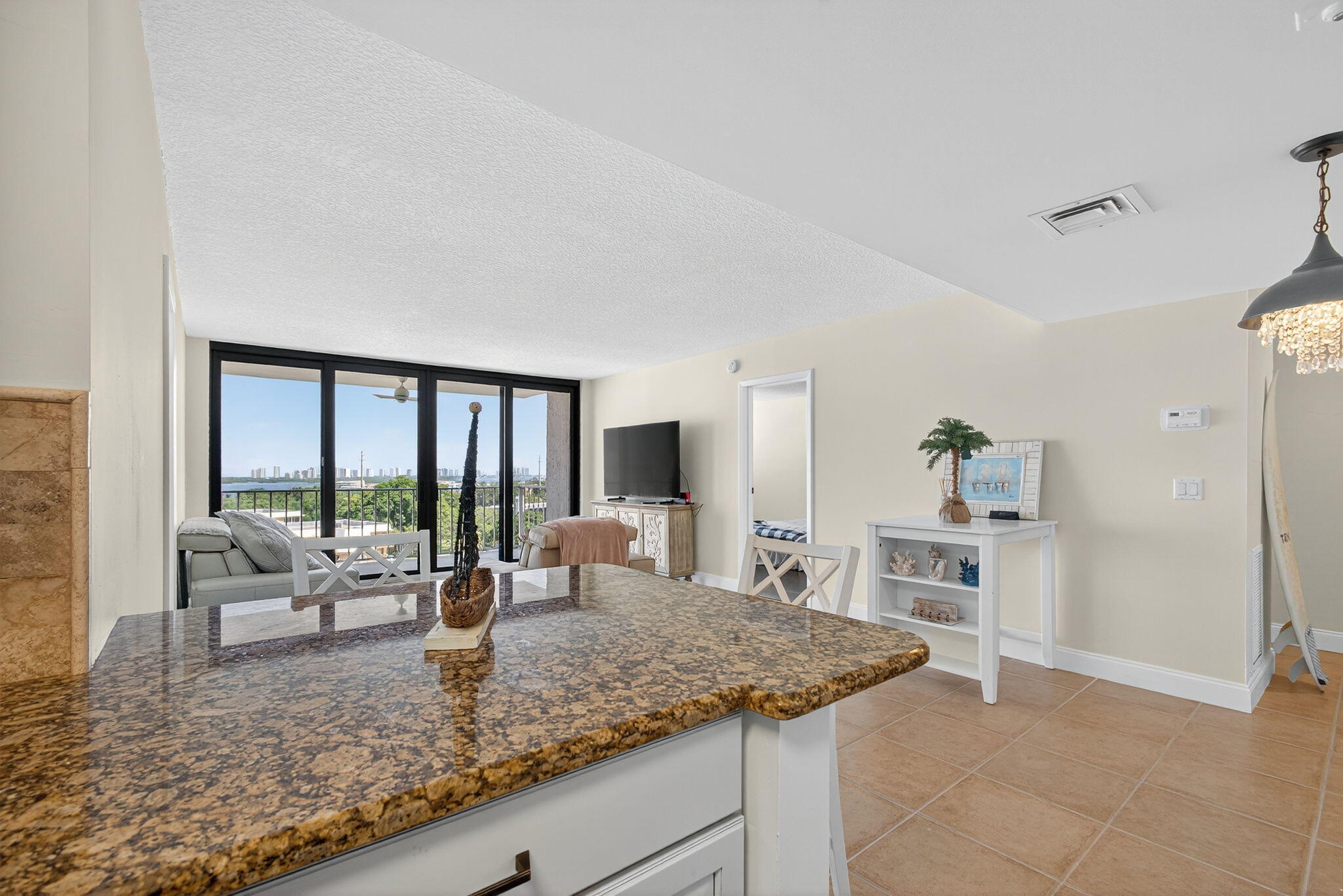 GEMINI CONDO - Residential Lease