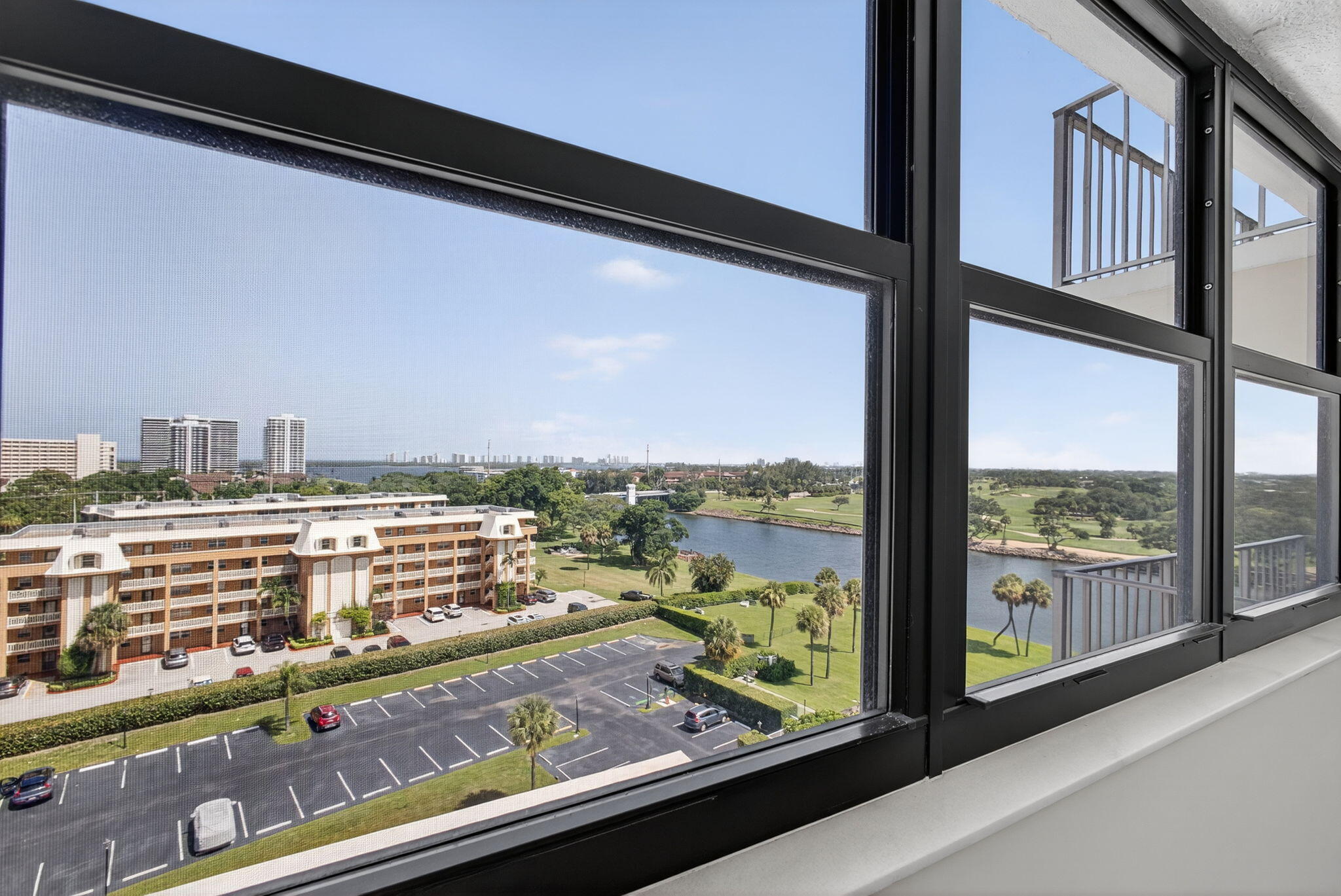 GEMINI CONDO - Residential Lease