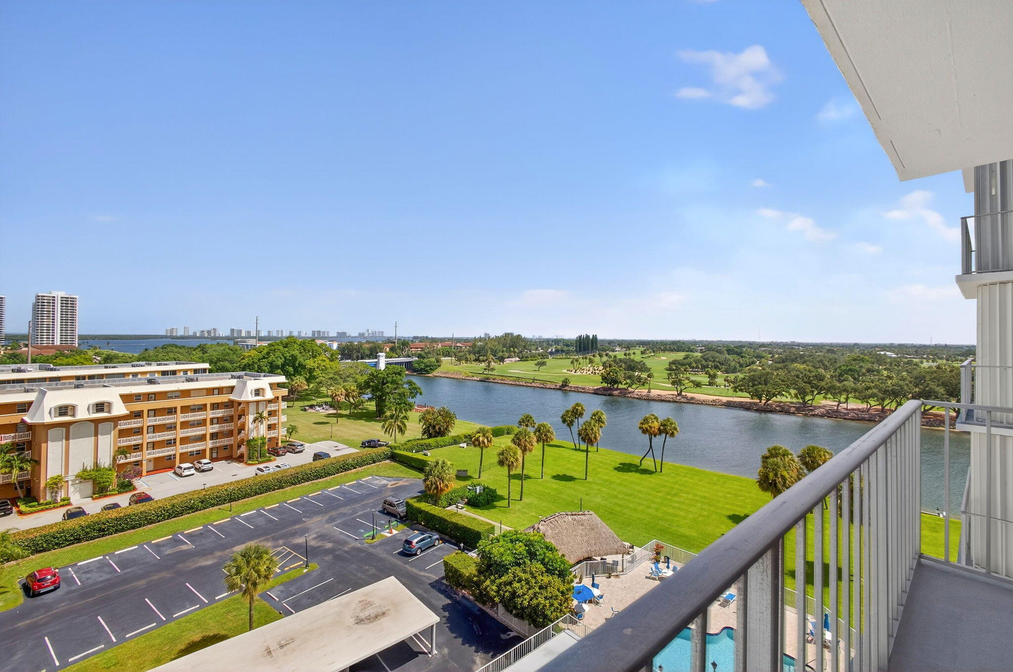 GEMINI CONDO - Residential Lease