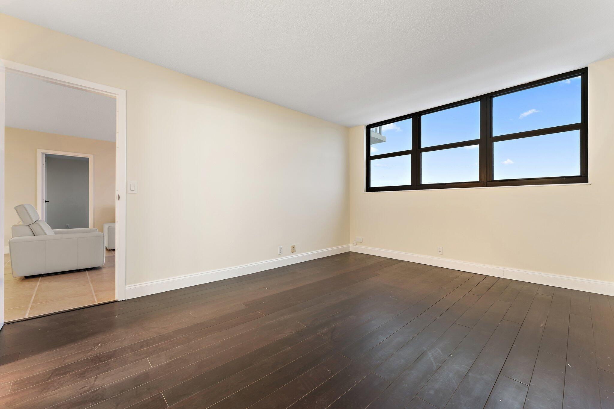 GEMINI CONDO - Residential Lease