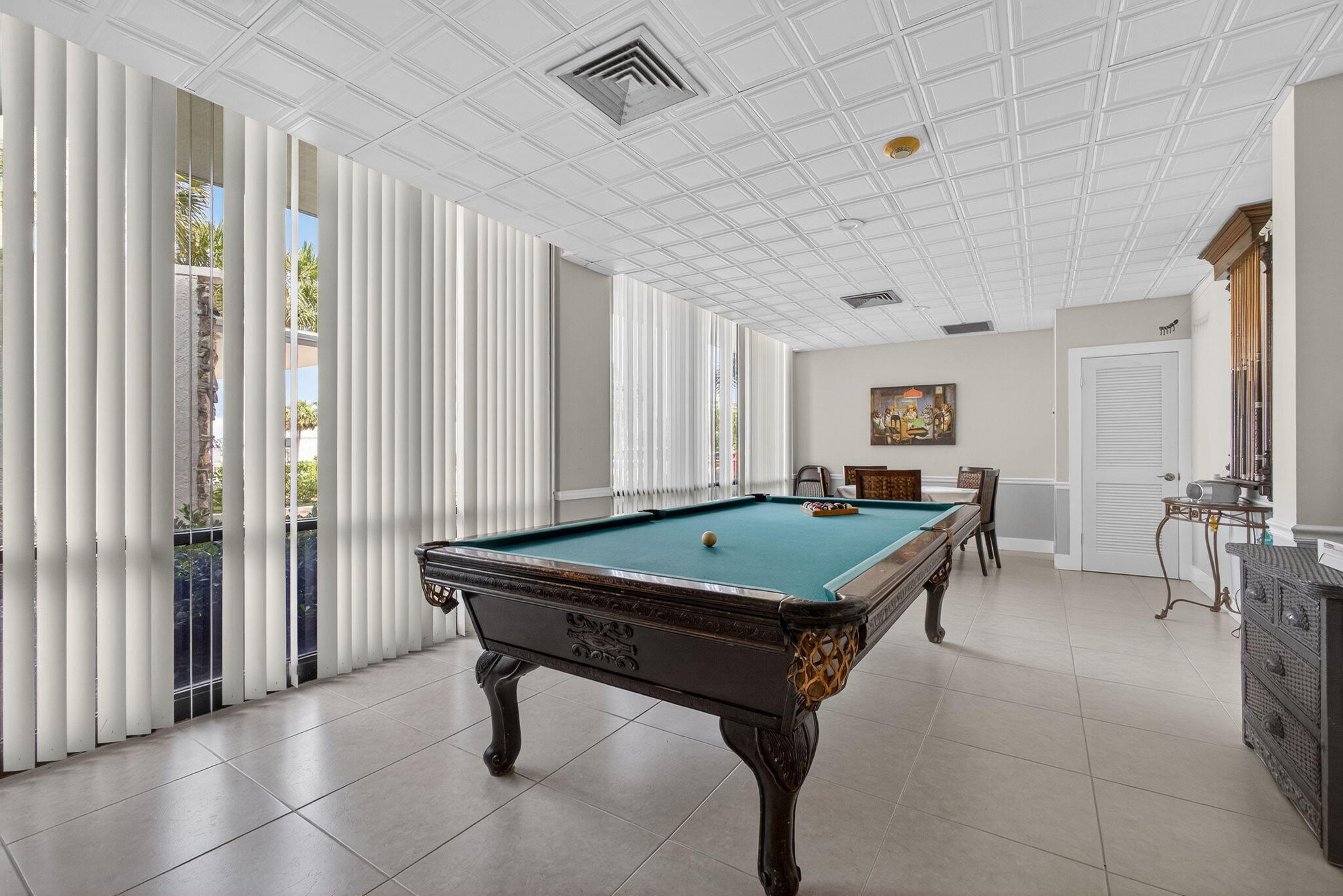 GEMINI CONDO - Residential Lease
