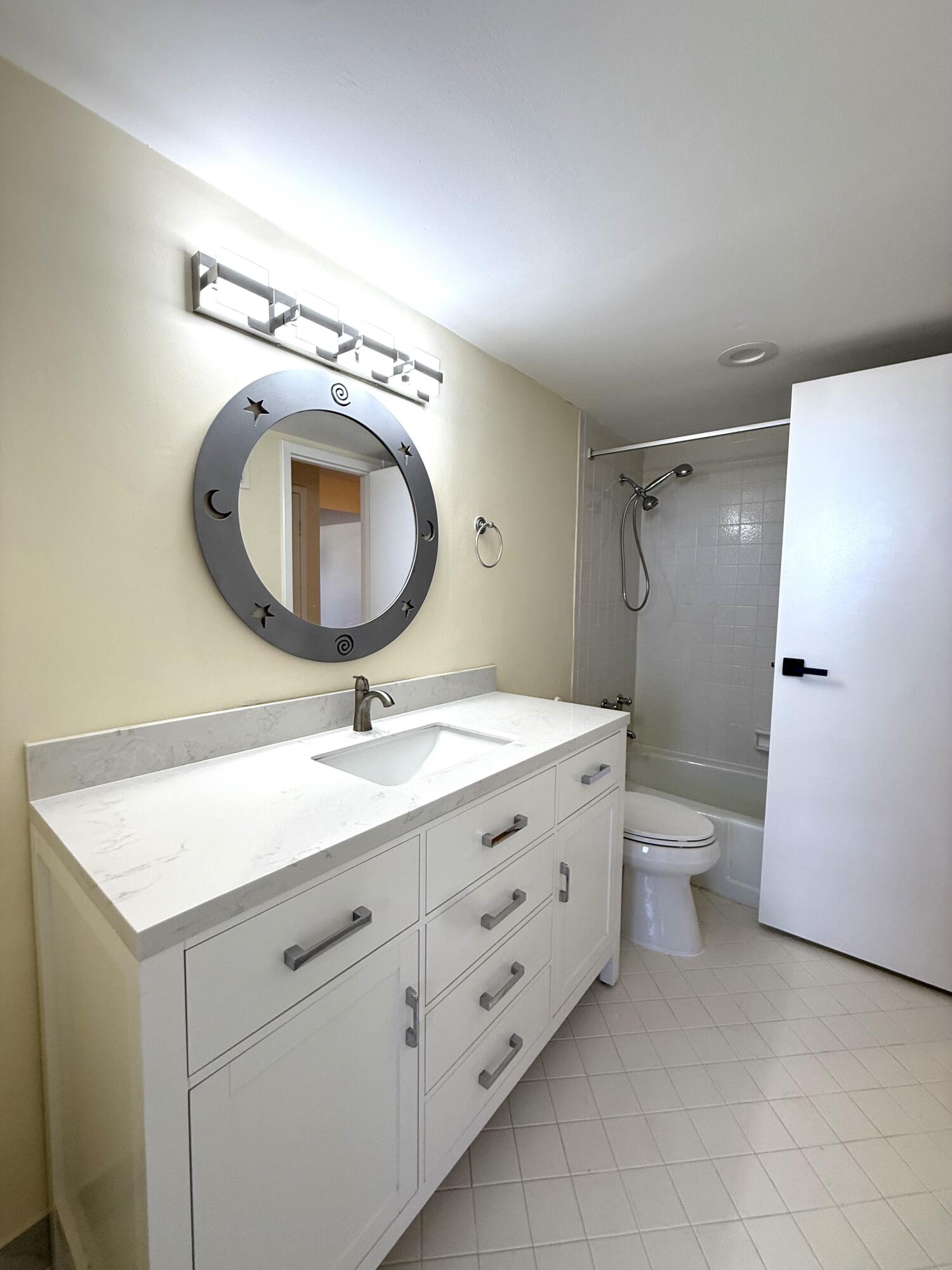 GEMINI CONDO - Residential Lease
