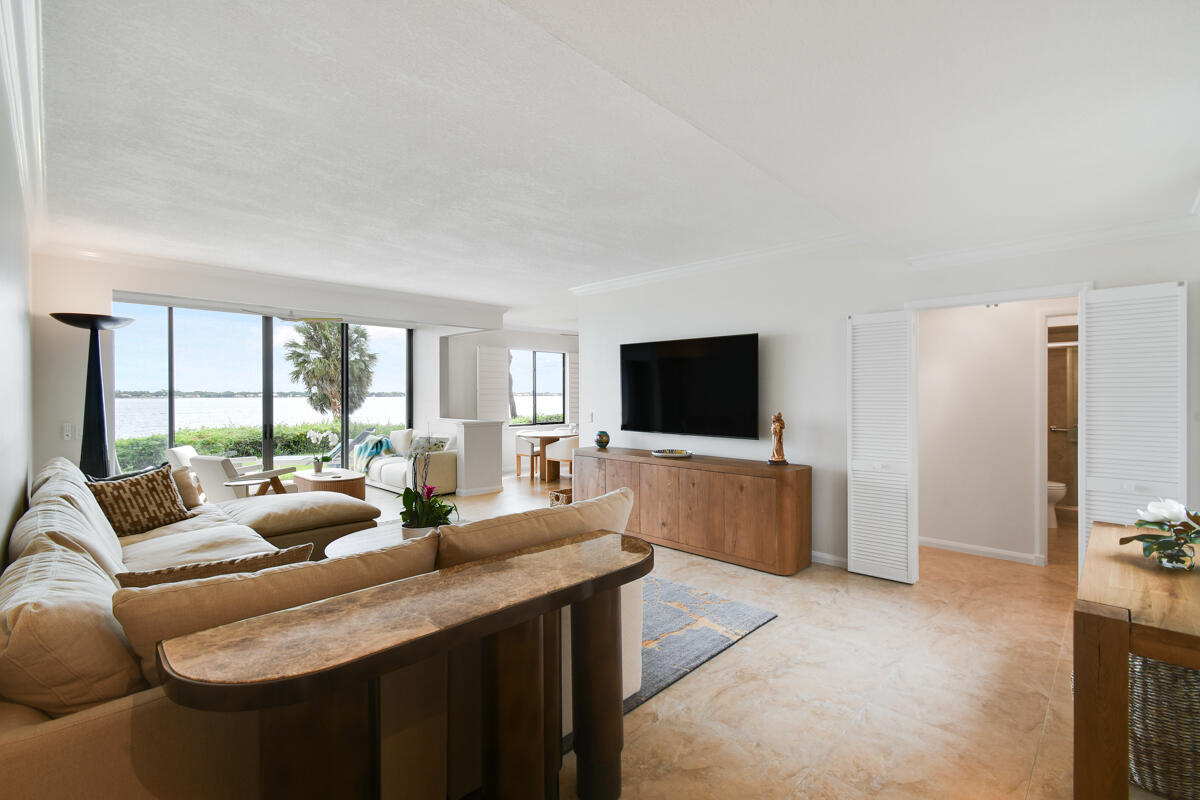 Harbour Ridge Yacht & Country Club - Bayhead Villa - Residential
