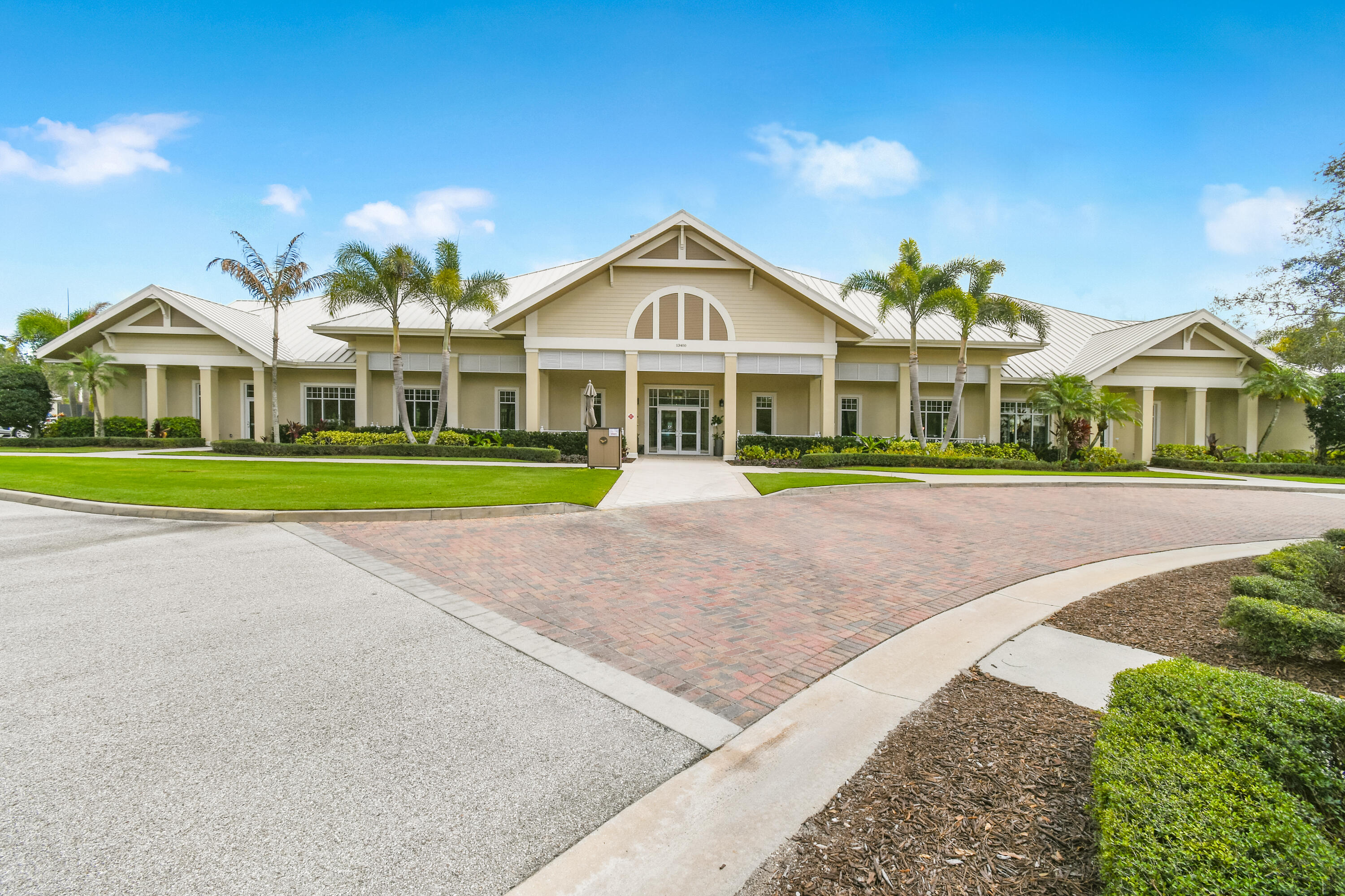 Harbour Ridge Yacht & Country Club - Bayhead Villa - Residential