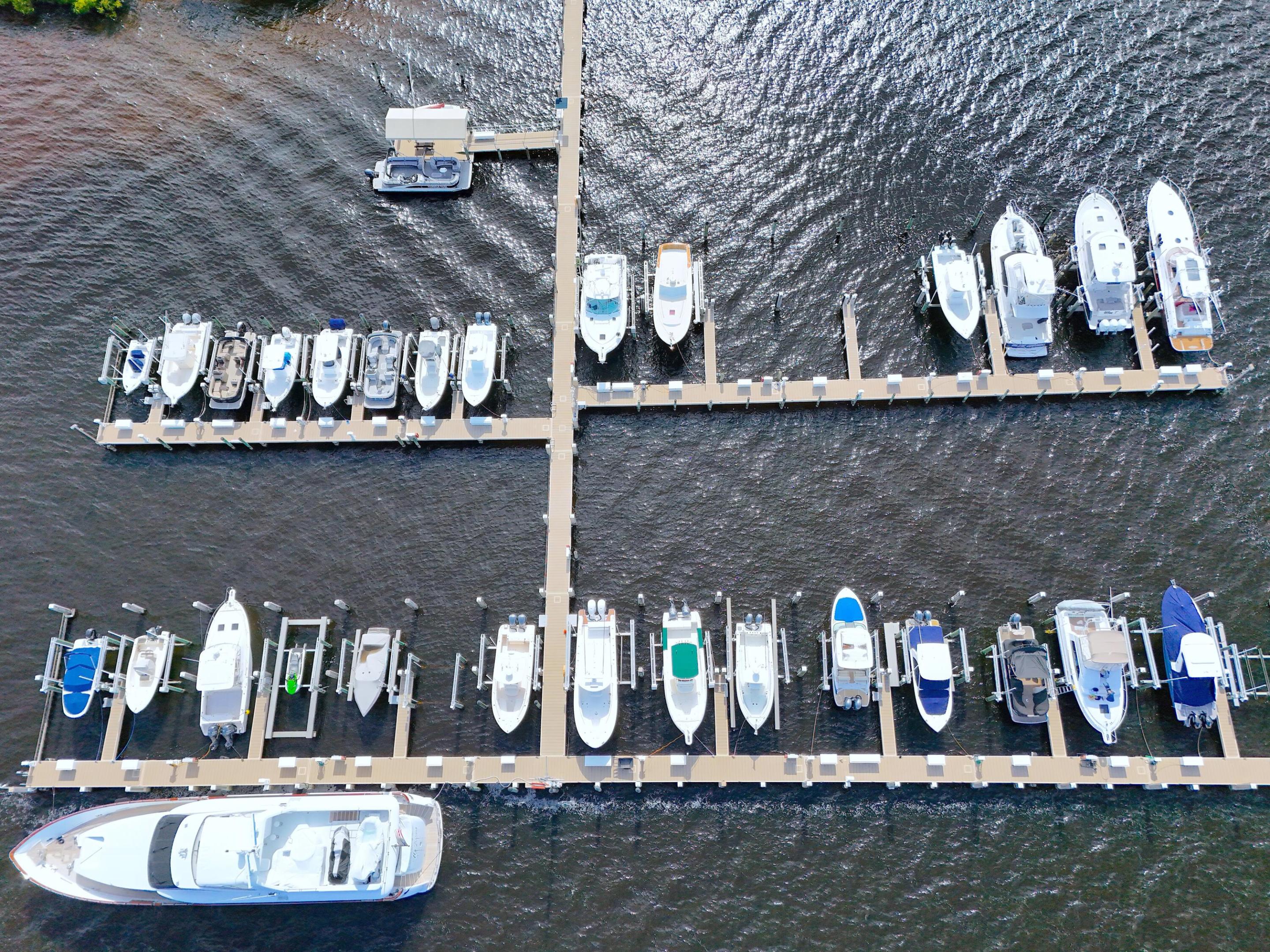 Harbour Ridge Yacht & Country Club - Bayhead Villa - Residential