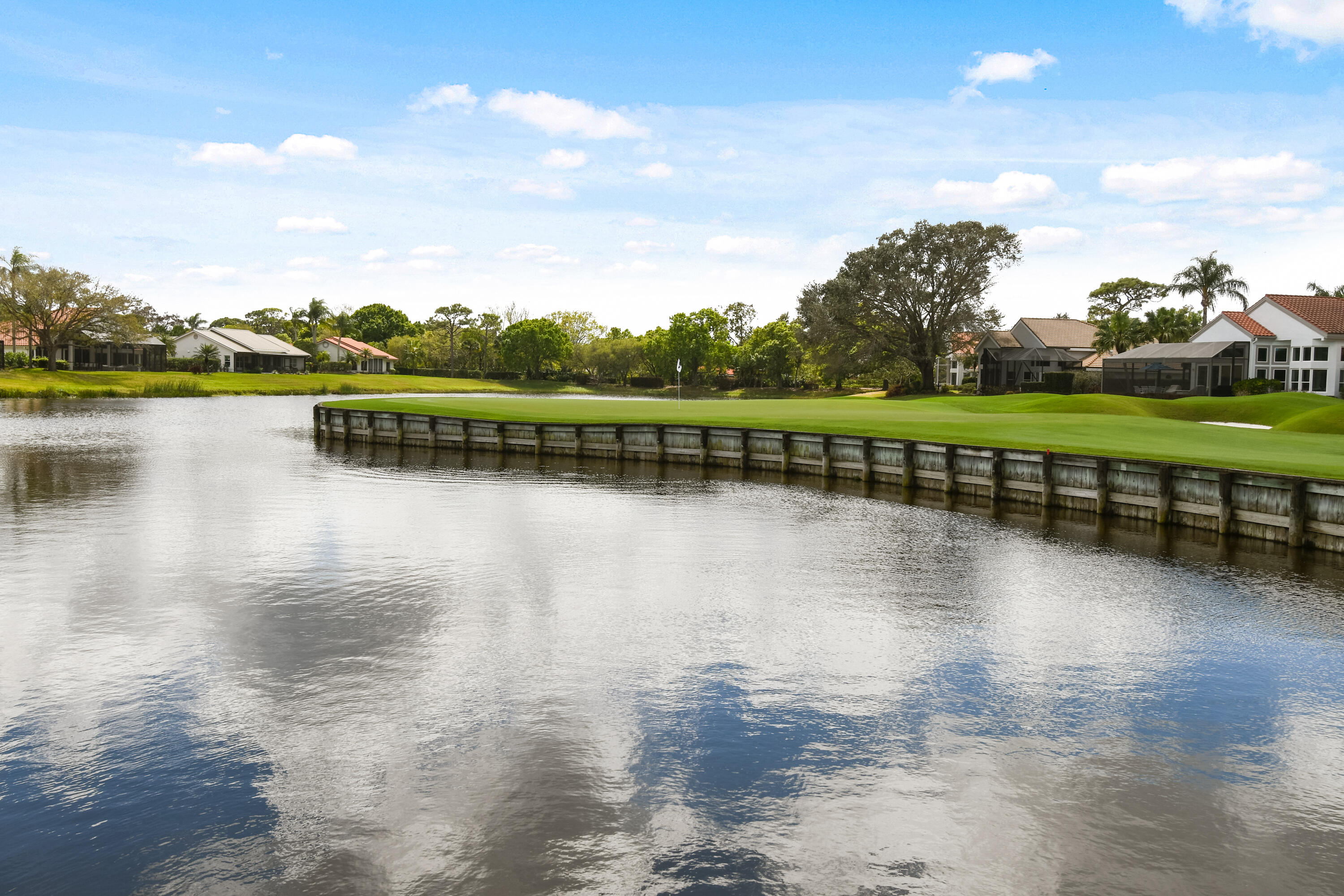 Harbour Ridge Yacht & Country Club - Bayhead Villa - Residential