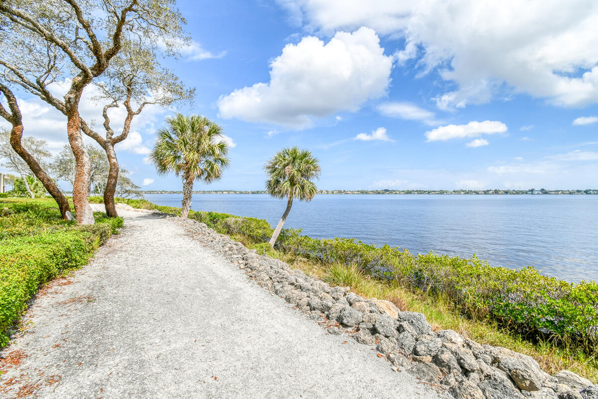 Harbour Ridge Yacht & Country Club - Bayhead Villa - Residential