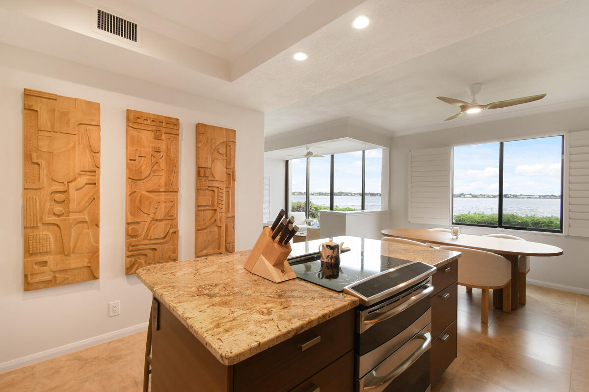 Harbour Ridge Yacht & Country Club - Bayhead Villa - Residential