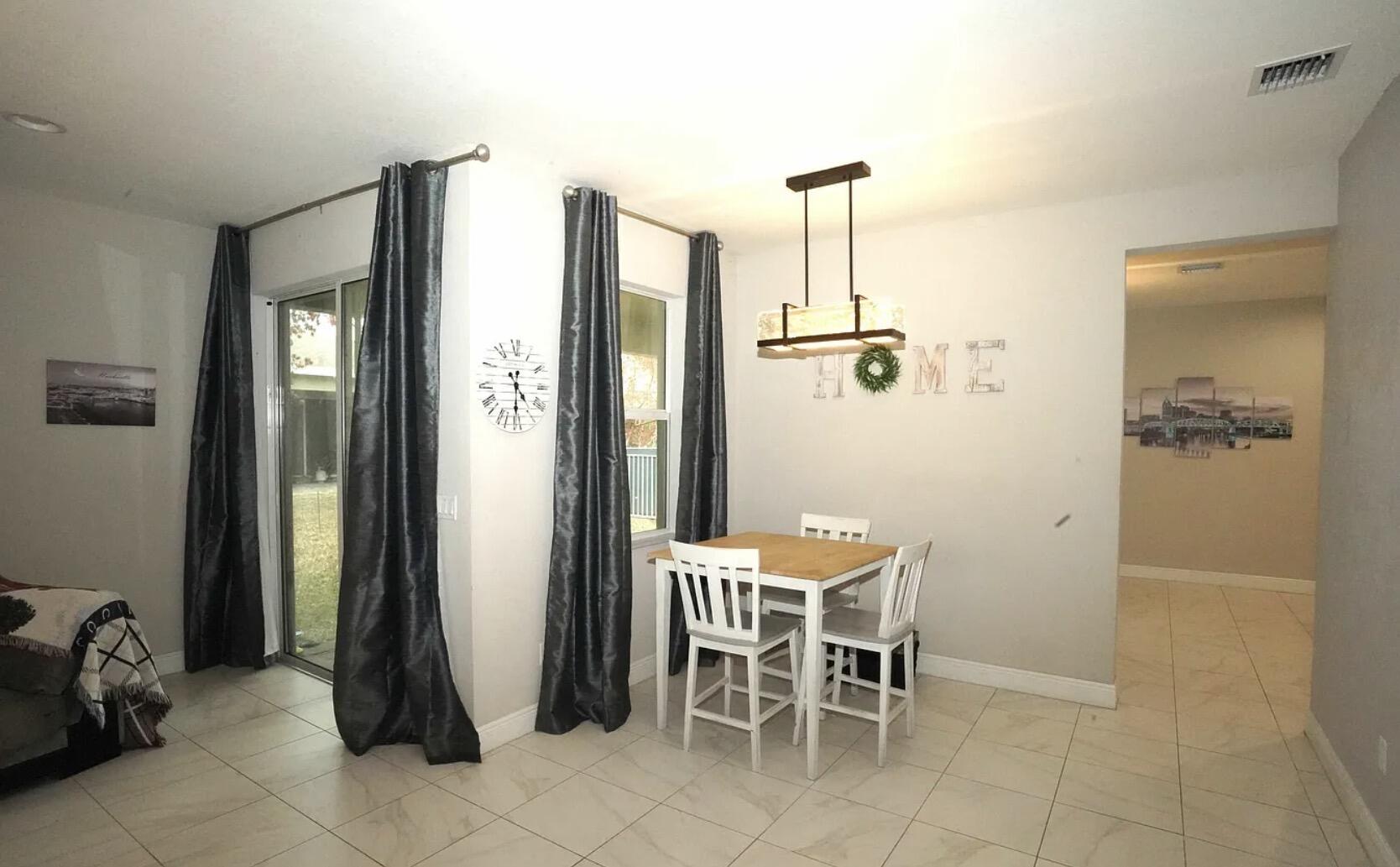 VIZCAYA FALLS PLAT 1 - Residential Lease