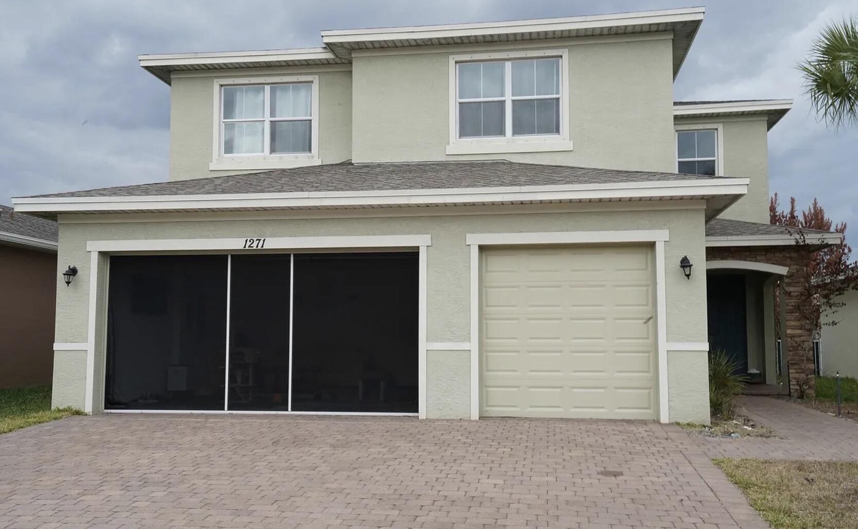 All the space you could hope for in this 5 bedroom, 3.5 bathroom, 3 car garage home in gorgeous Vizcaya Falls Community. This home offers separate living and family rooms, large kitchen with island, pantry, upstairs loft, master suite with walk in shower, soaking tub and loads of closet space, interior laundry and so much more. 1st and Security moves you in. Smaller pet welcome.